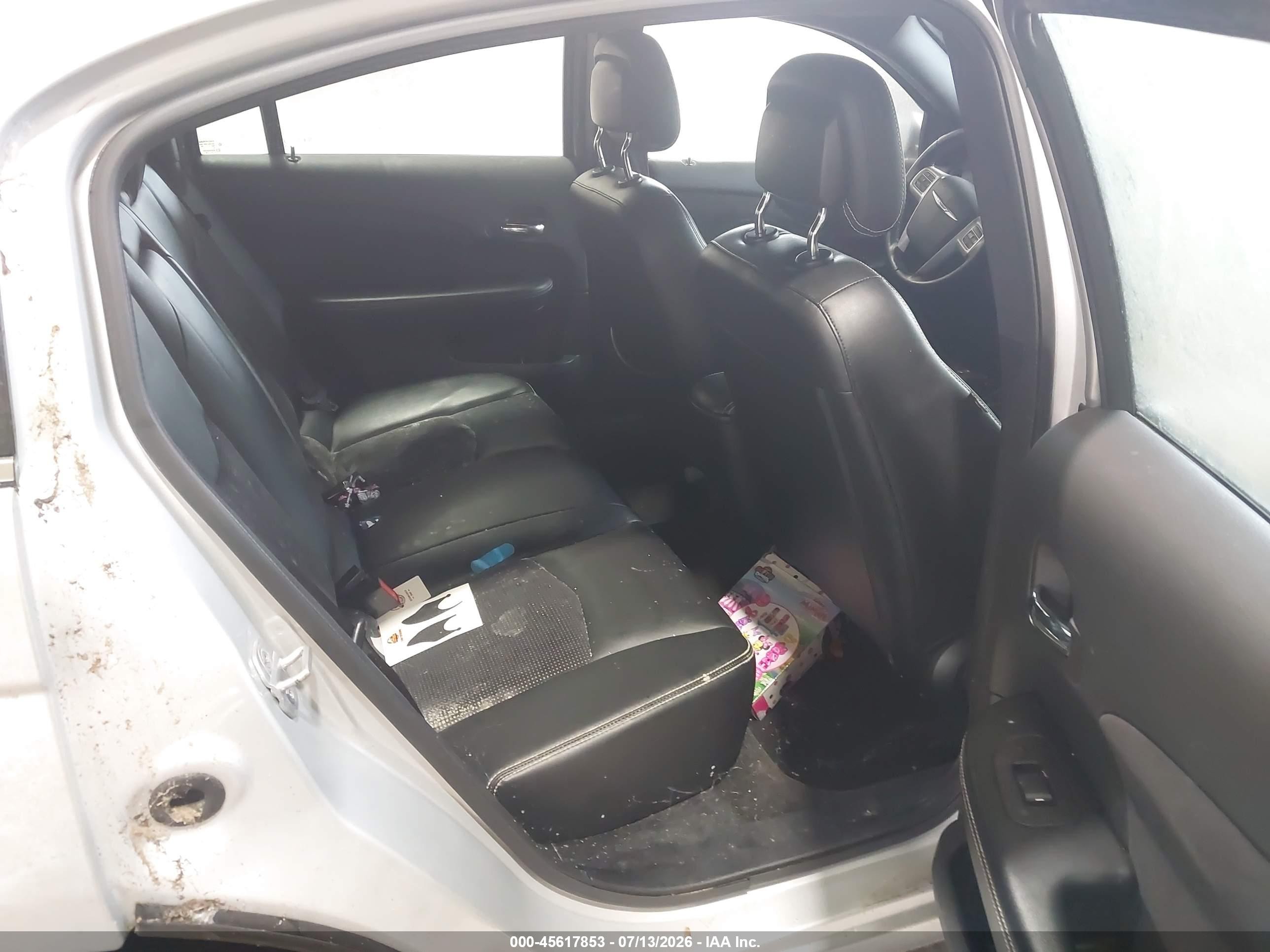 2012 Chrysler 200 S Серебряный vin: 1C3CCBHG0CN170629