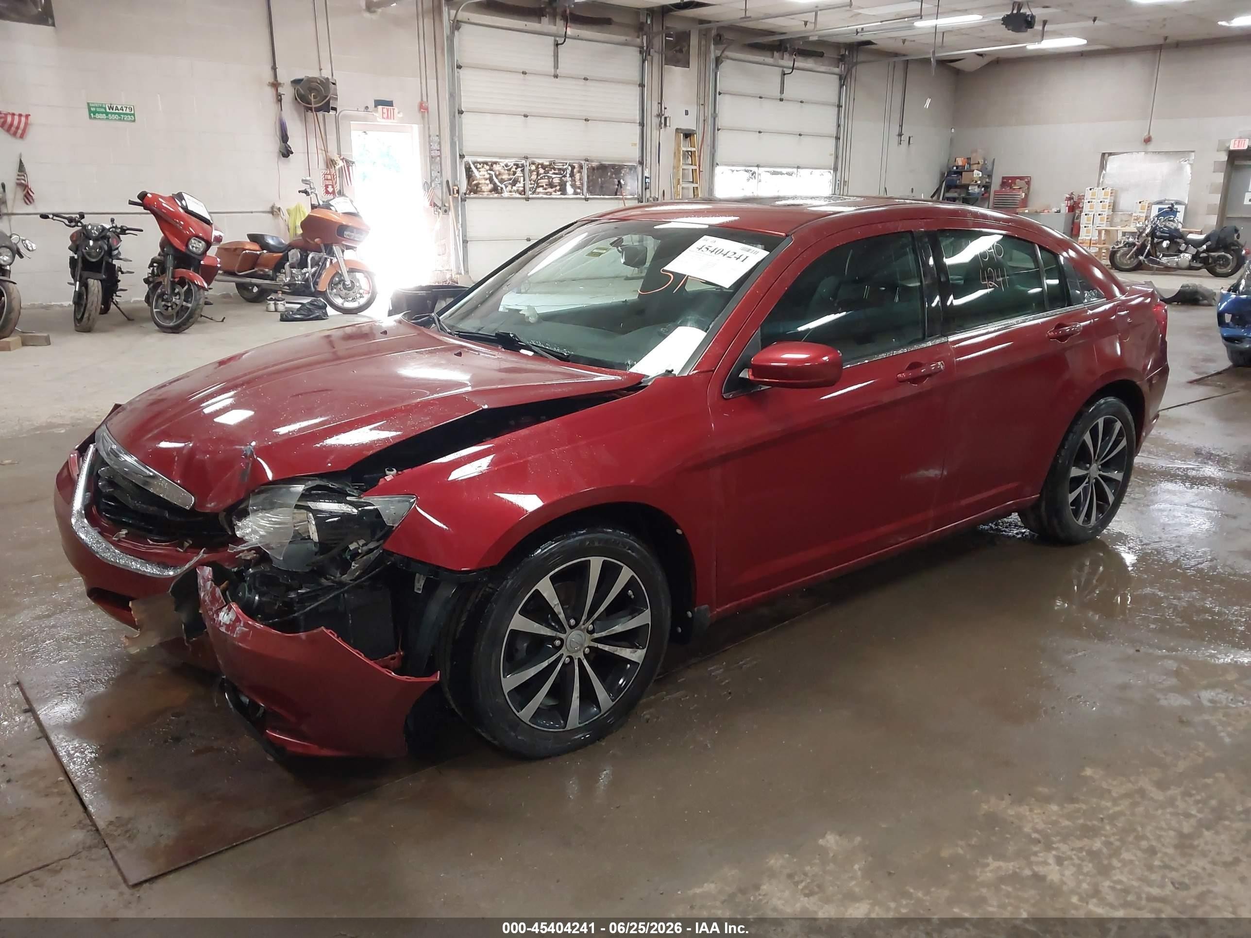 2012 Chrysler 200 S Red vin: 1C3CCBHG1CN149949