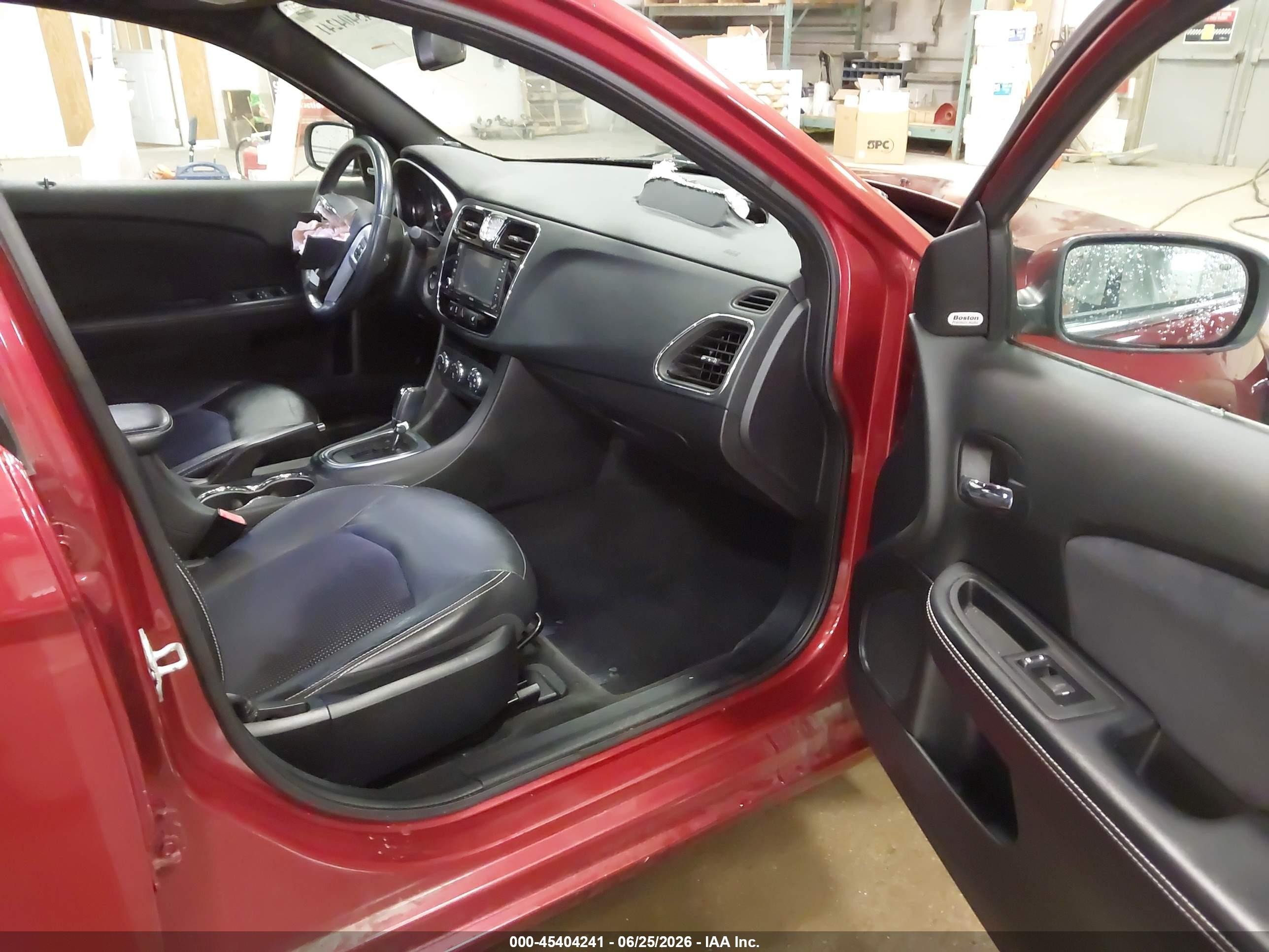 2012 Chrysler 200 S Red vin: 1C3CCBHG1CN149949