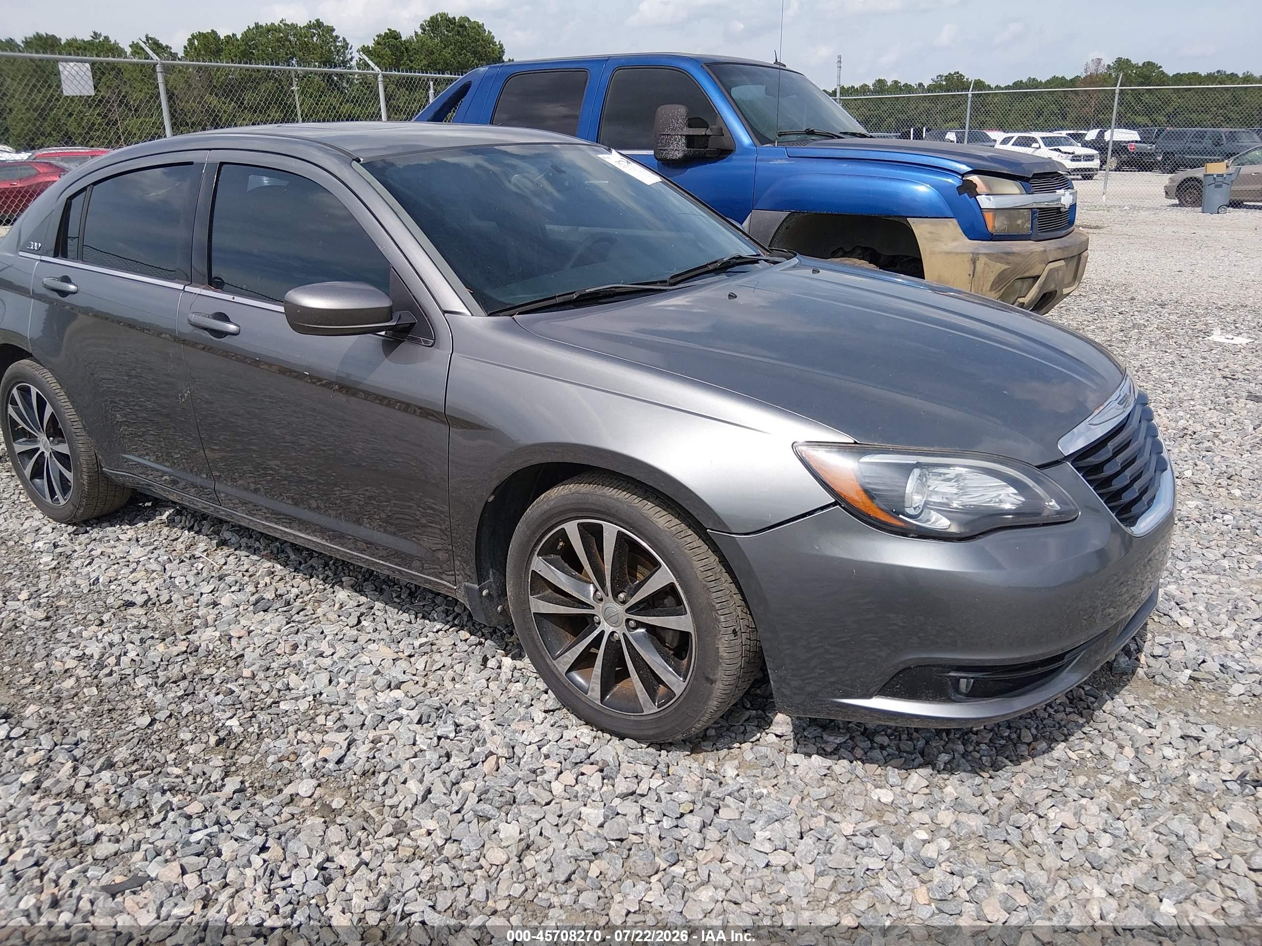 2012 Chrysler 200 S Gray vin: 1C3CCBHG1CN189562