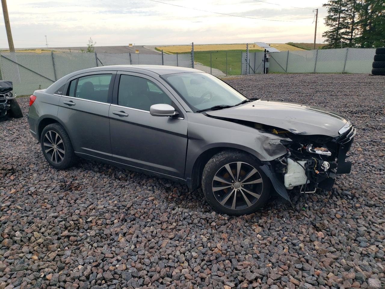 2012 Chrysler 200 S Gray vin: 1C3CCBHG6CN139823