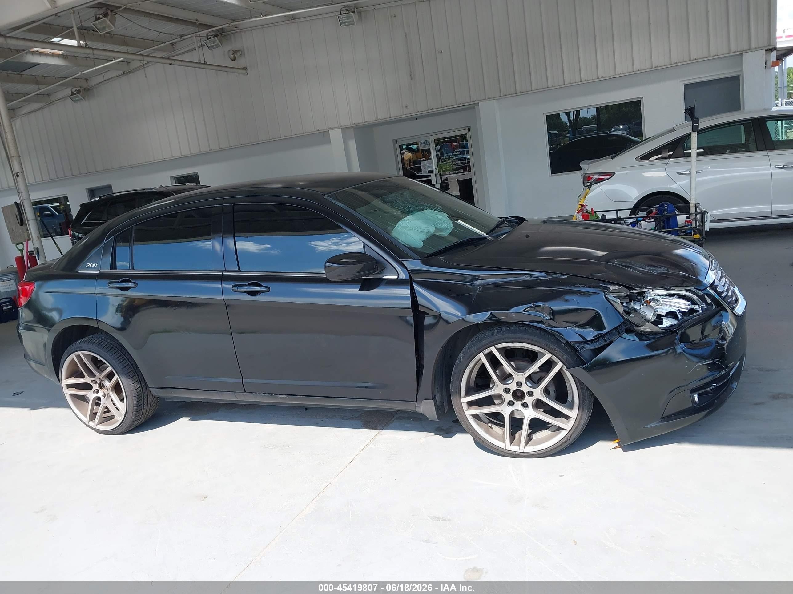 2012 Chrysler 200 S Black vin: 1C3CCBHG7CN306223
