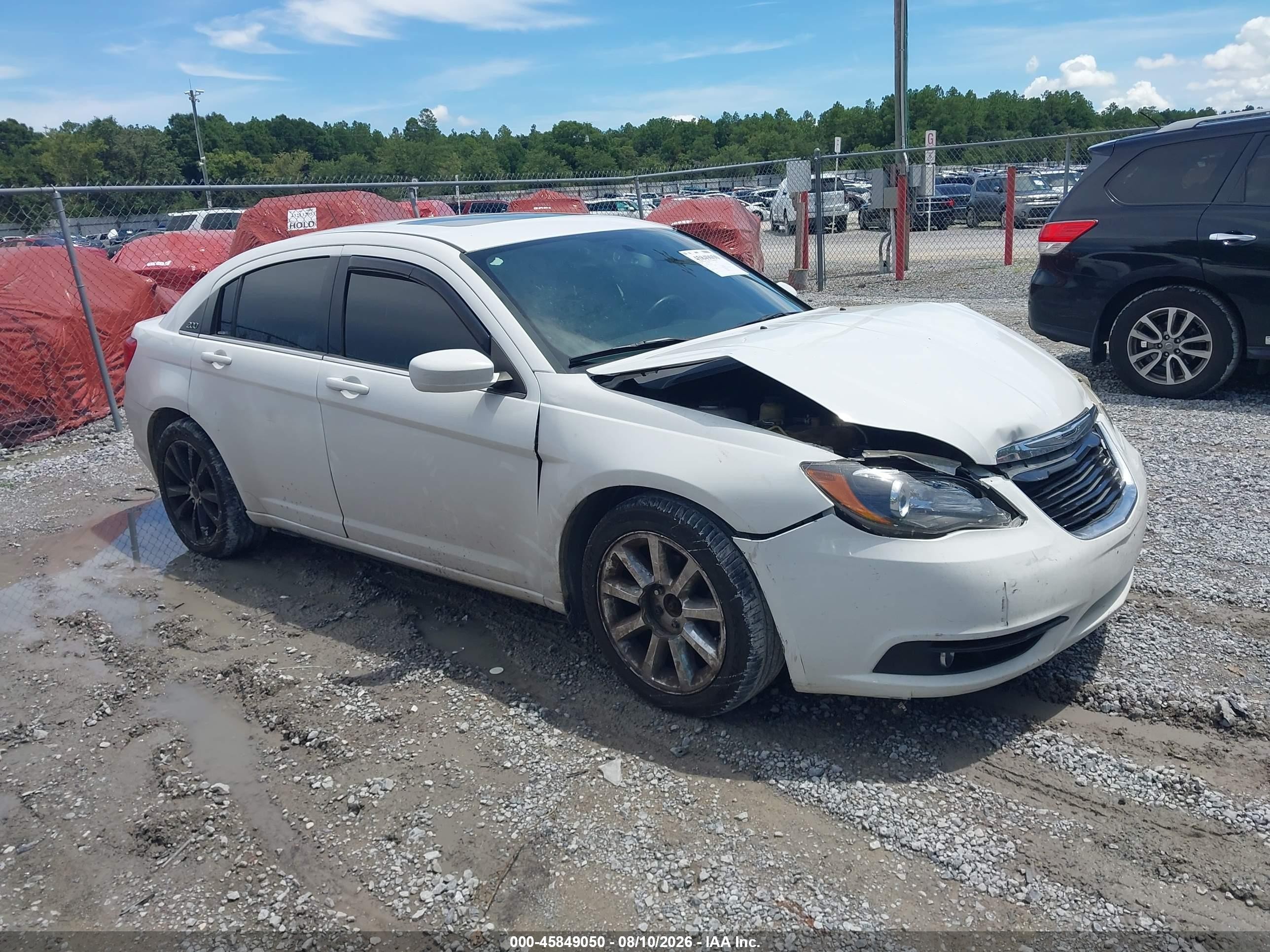 2012 Chrysler 200 S White vin: 1C3CCBHG8CN305758
