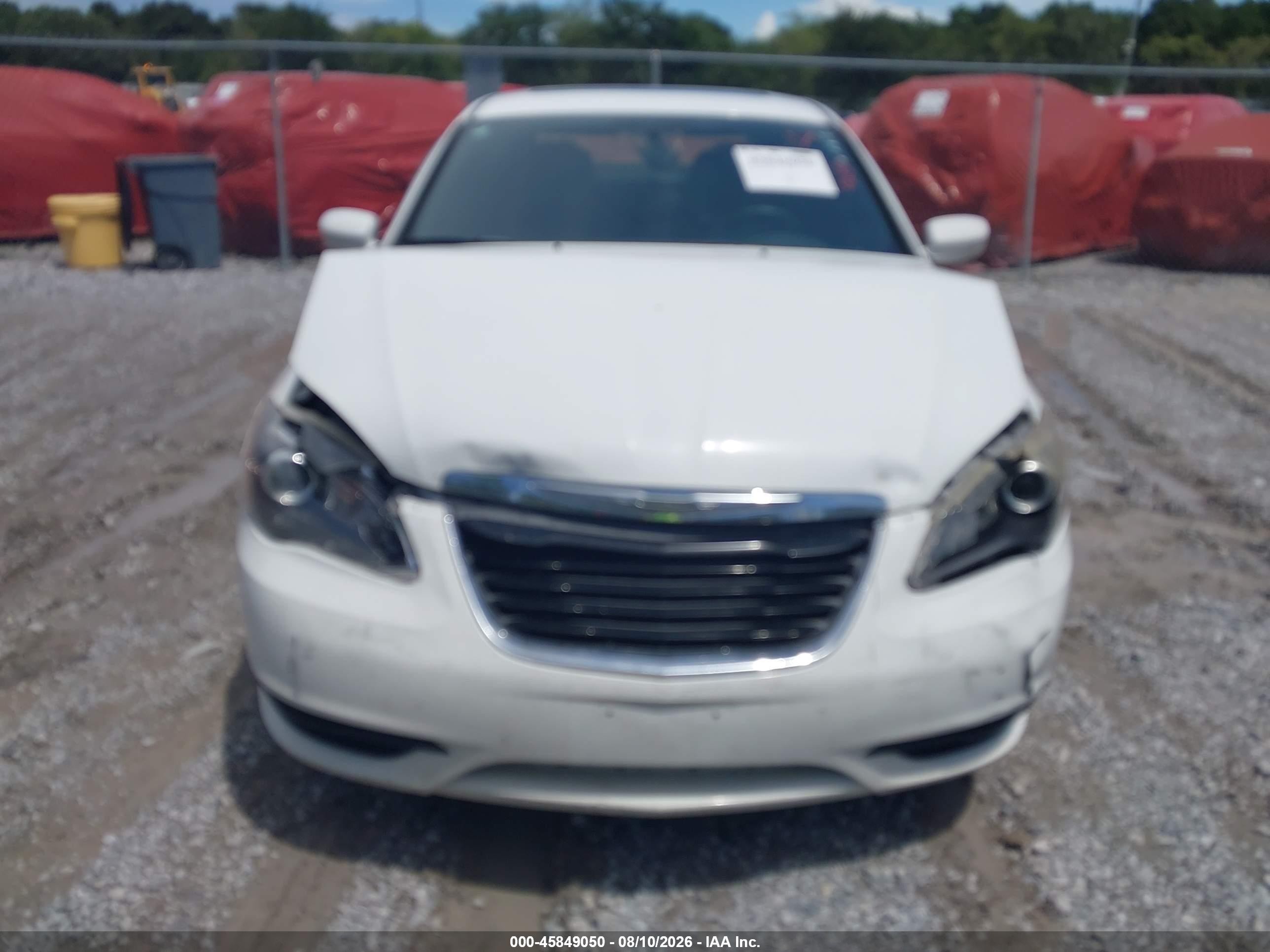 2012 Chrysler 200 S White vin: 1C3CCBHG8CN305758
