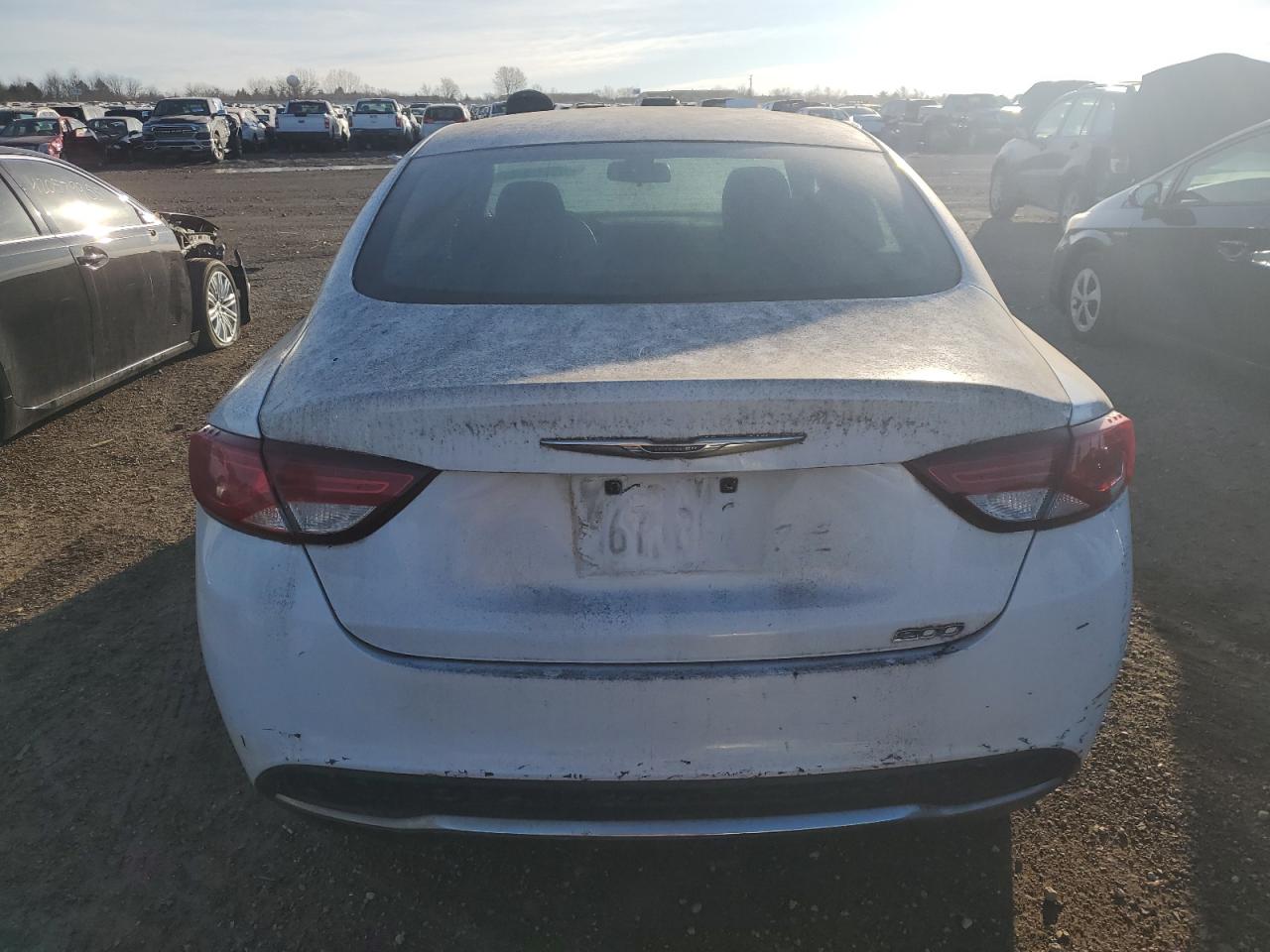 2015 Chrysler 200 Limited White vin: 1C3CCCAB0FN502030