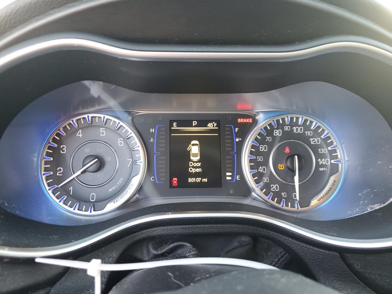 2015 Chrysler 200 Limited White vin: 1C3CCCAB0FN502030