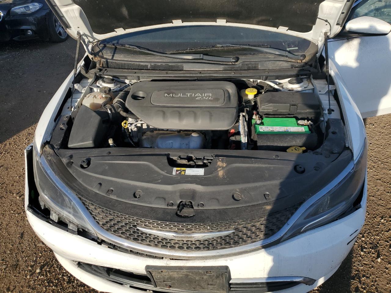 2015 Chrysler 200 Limited White vin: 1C3CCCAB0FN502030