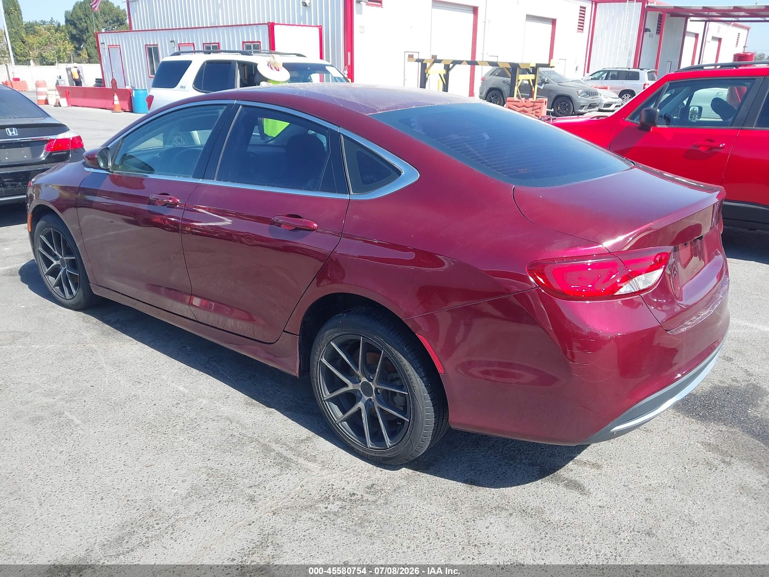 2015 Chrysler 200 Limited Red vin: 1C3CCCAB0FN581683