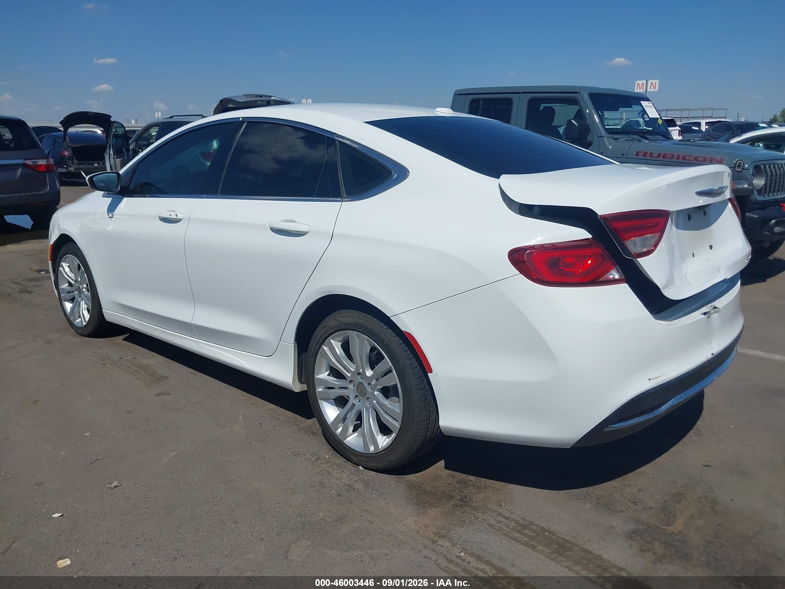 2015 Chrysler 200 Limited White vin: 1C3CCCAB0FN582316