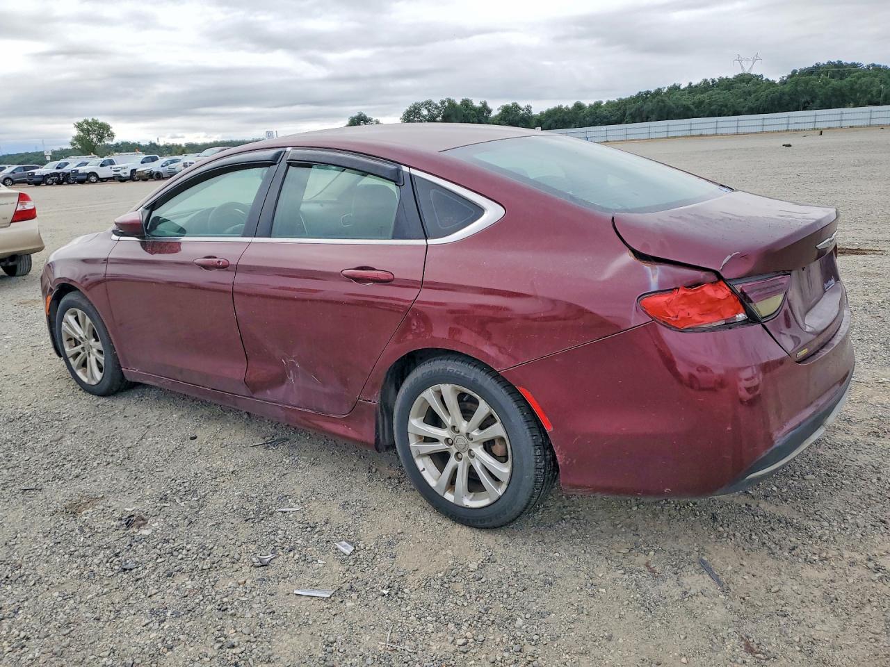 2015 Chrysler 200 Limited Burgundy vin: 1C3CCCAB0FN625214