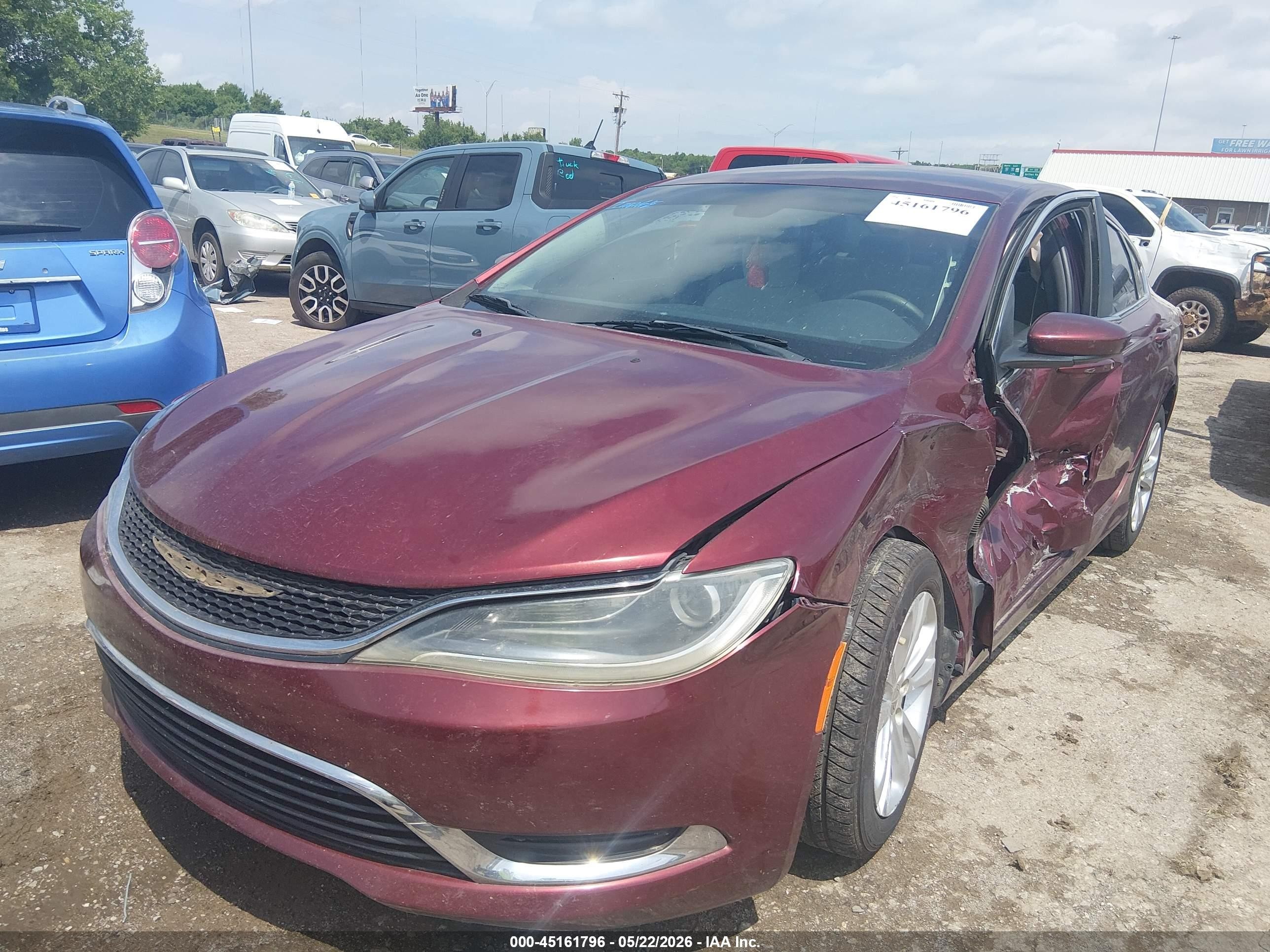 2015 Chrysler 200 Limited Maroon vin: 1C3CCCAB0FN654048