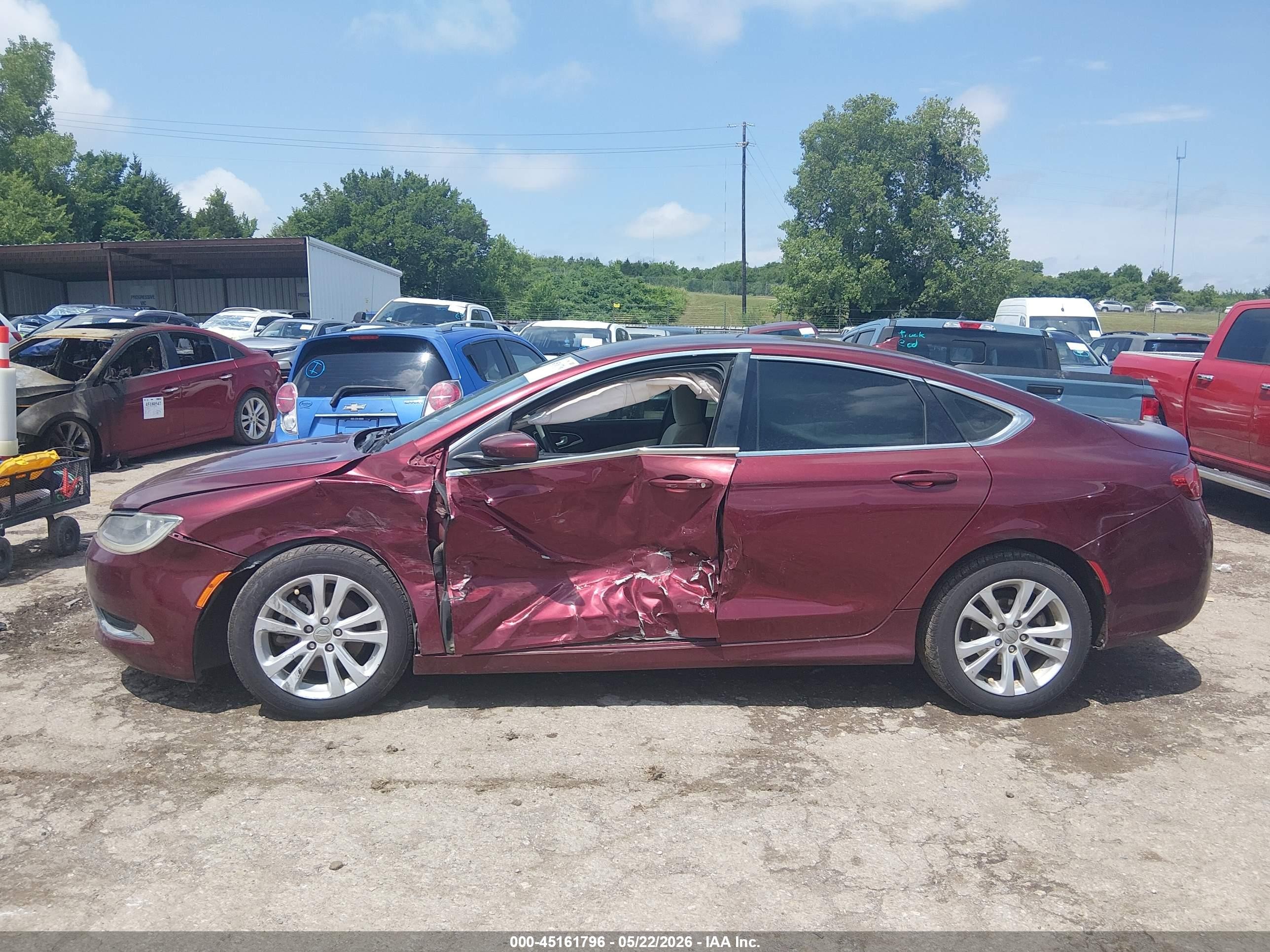 2015 Chrysler 200 Limited Maroon vin: 1C3CCCAB0FN654048