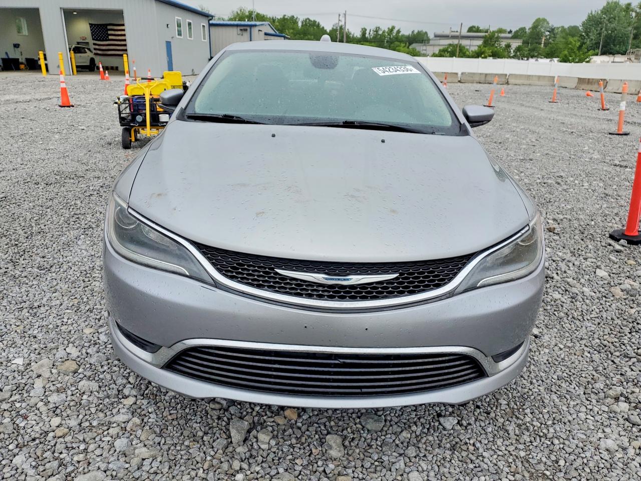 2015 Chrysler 200 Limited Silver vin: 1C3CCCAB0FN669181