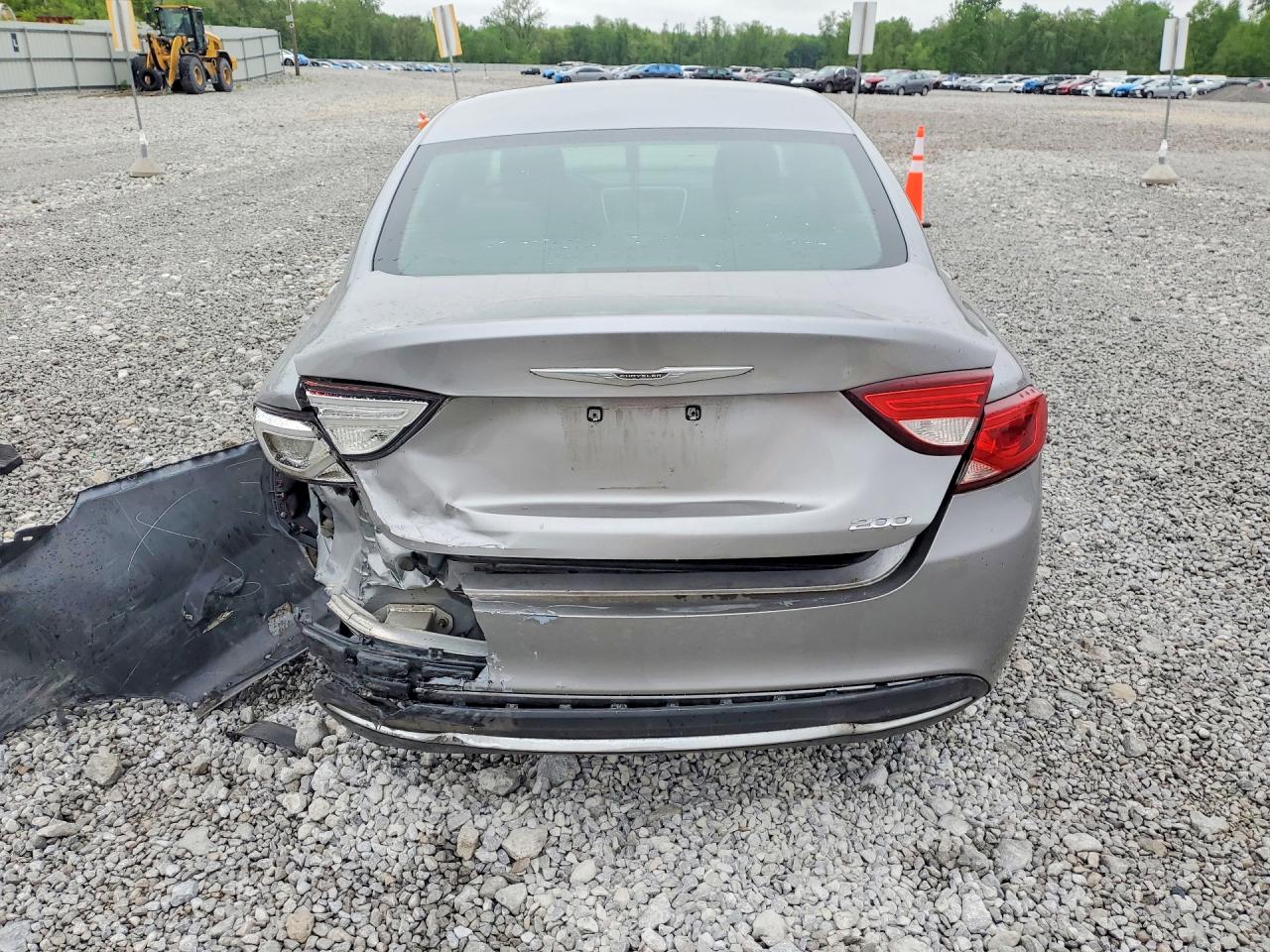 2015 Chrysler 200 Limited Silver vin: 1C3CCCAB0FN669181