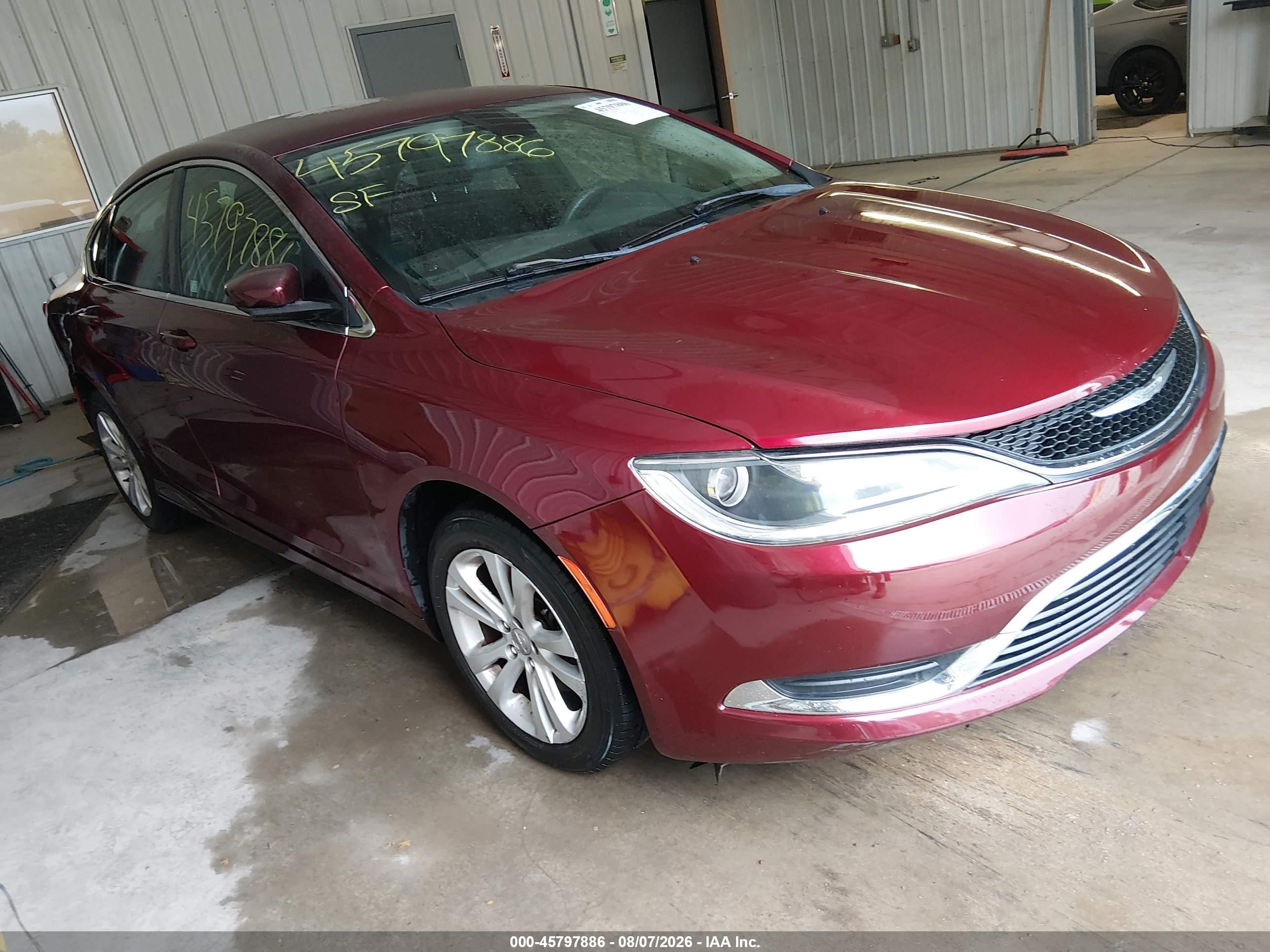 2015 Chrysler 200 Limited Red vin: 1C3CCCAB0FN685719