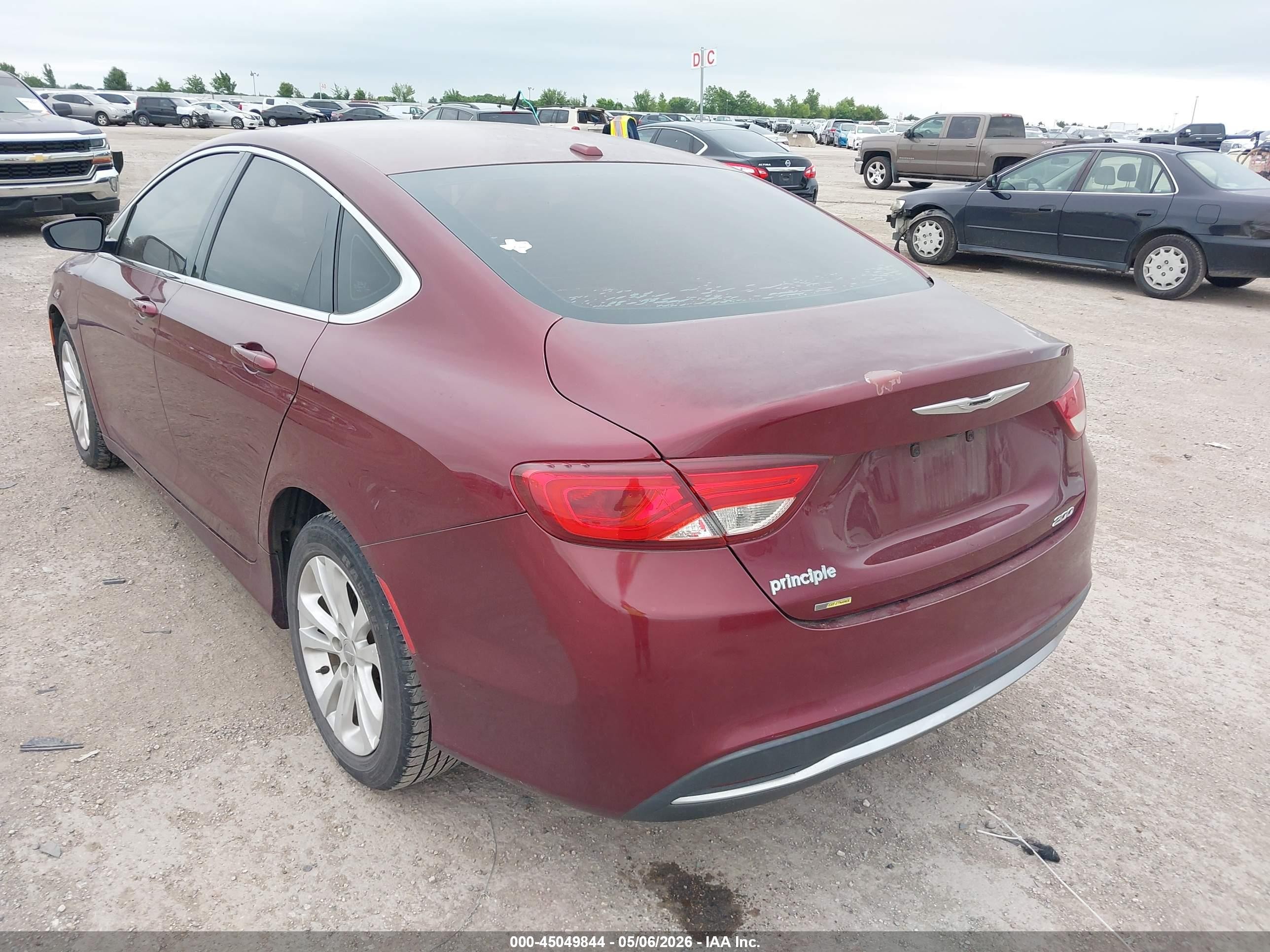 2015 Chrysler 200 Limited Red vin: 1C3CCCAB0FN695716