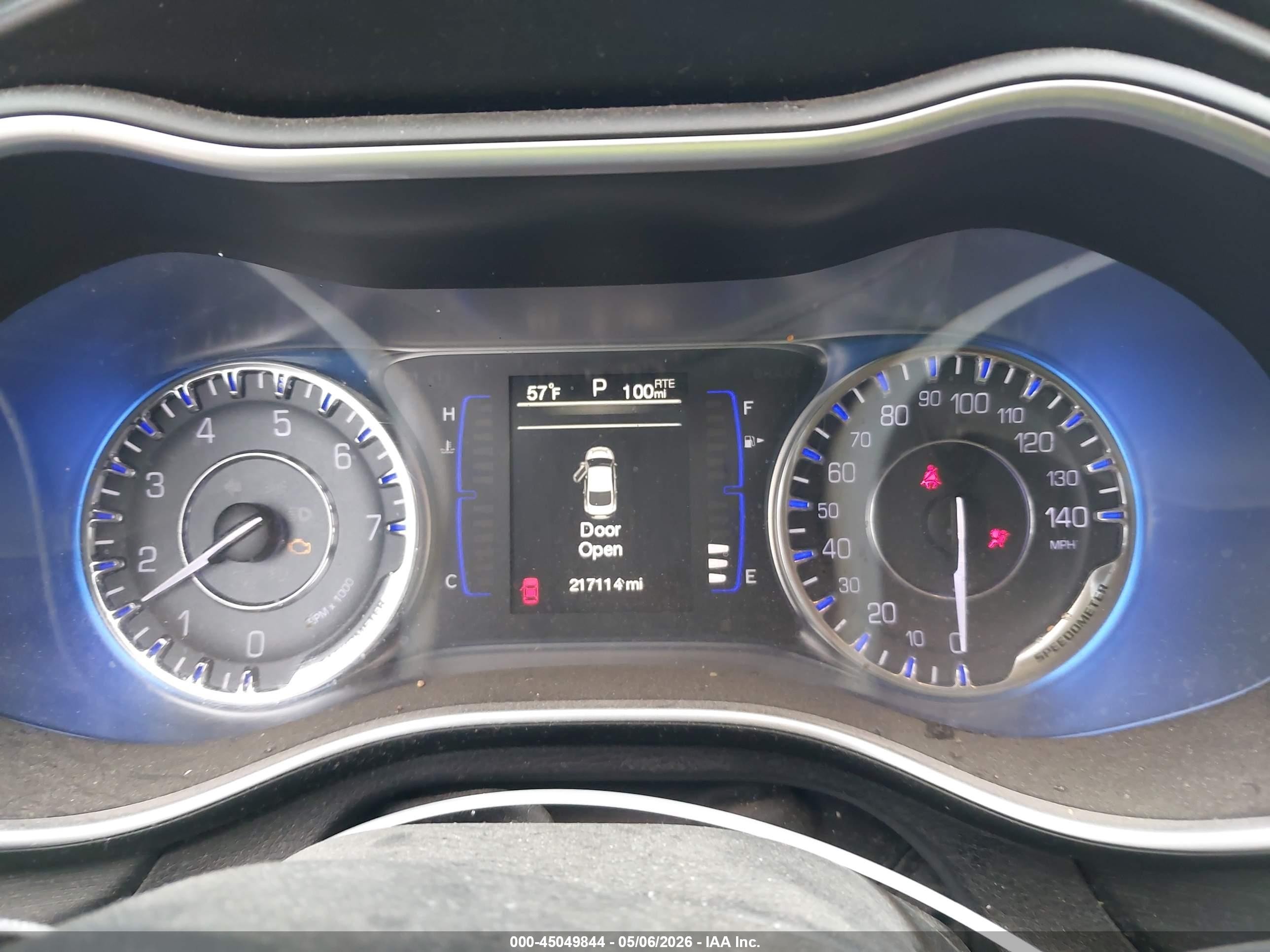 2015 Chrysler 200 Limited Red vin: 1C3CCCAB0FN695716