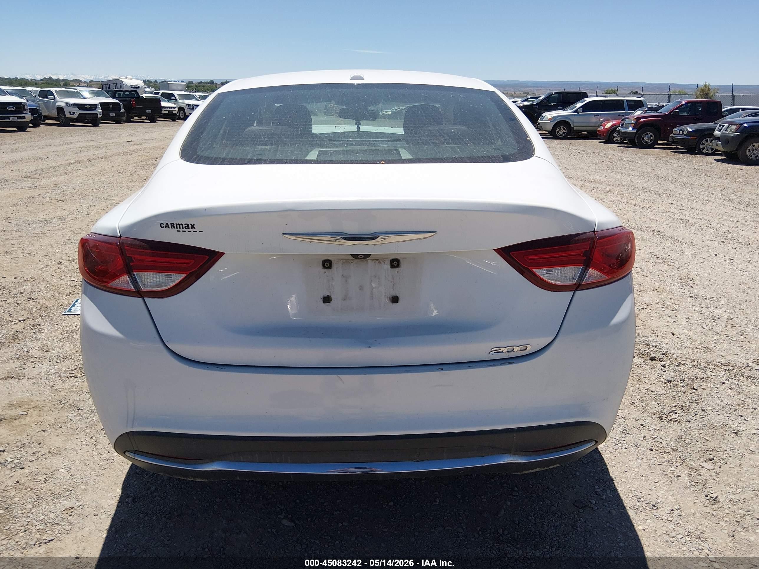 2015 Chrysler 200 Limited White vin: 1C3CCCAB1FN503512
