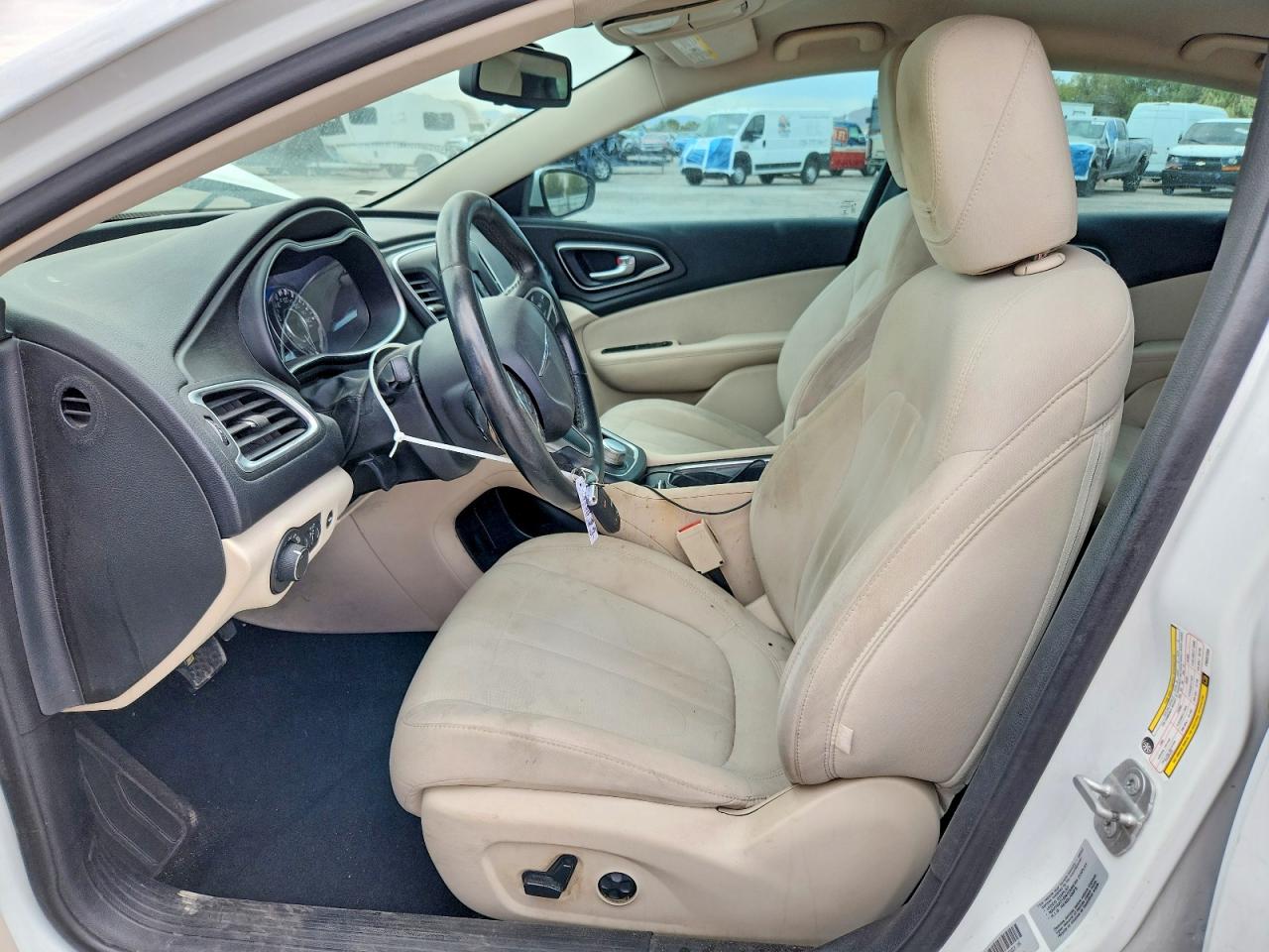 2015 Chrysler 200 Limited Белый vin: 1C3CCCAB1FN537255