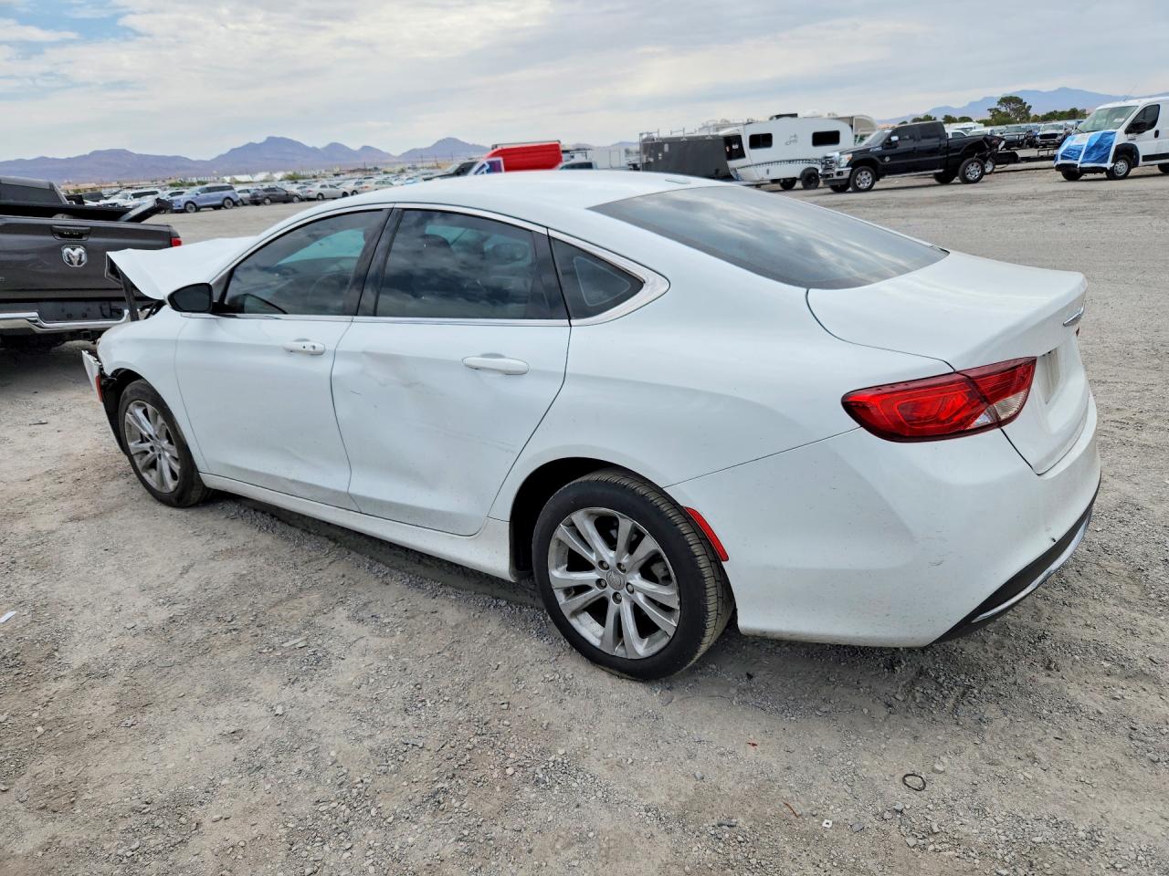 2015 Chrysler 200 Limited Белый vin: 1C3CCCAB1FN537255