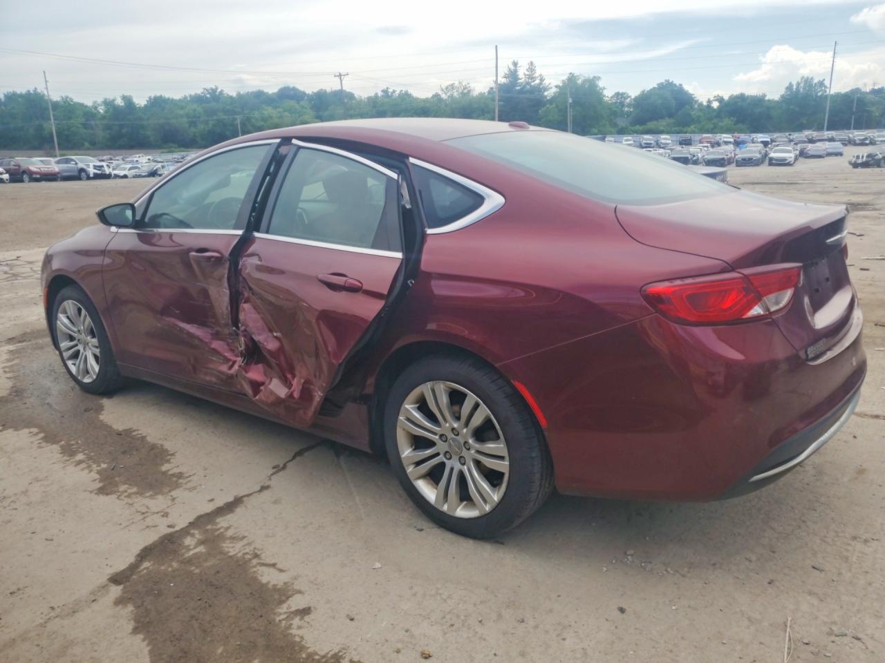 2015 Chrysler 200 Limited Burgundy vin: 1C3CCCAB1FN553889