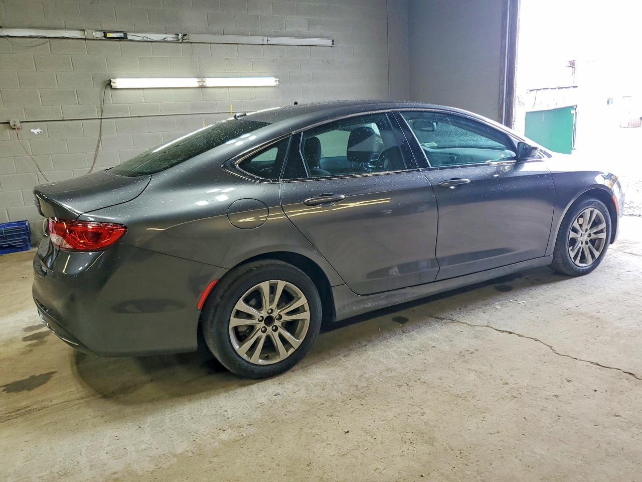 2015 Chrysler 200 Limited Gray vin: 1C3CCCAB1FN569316