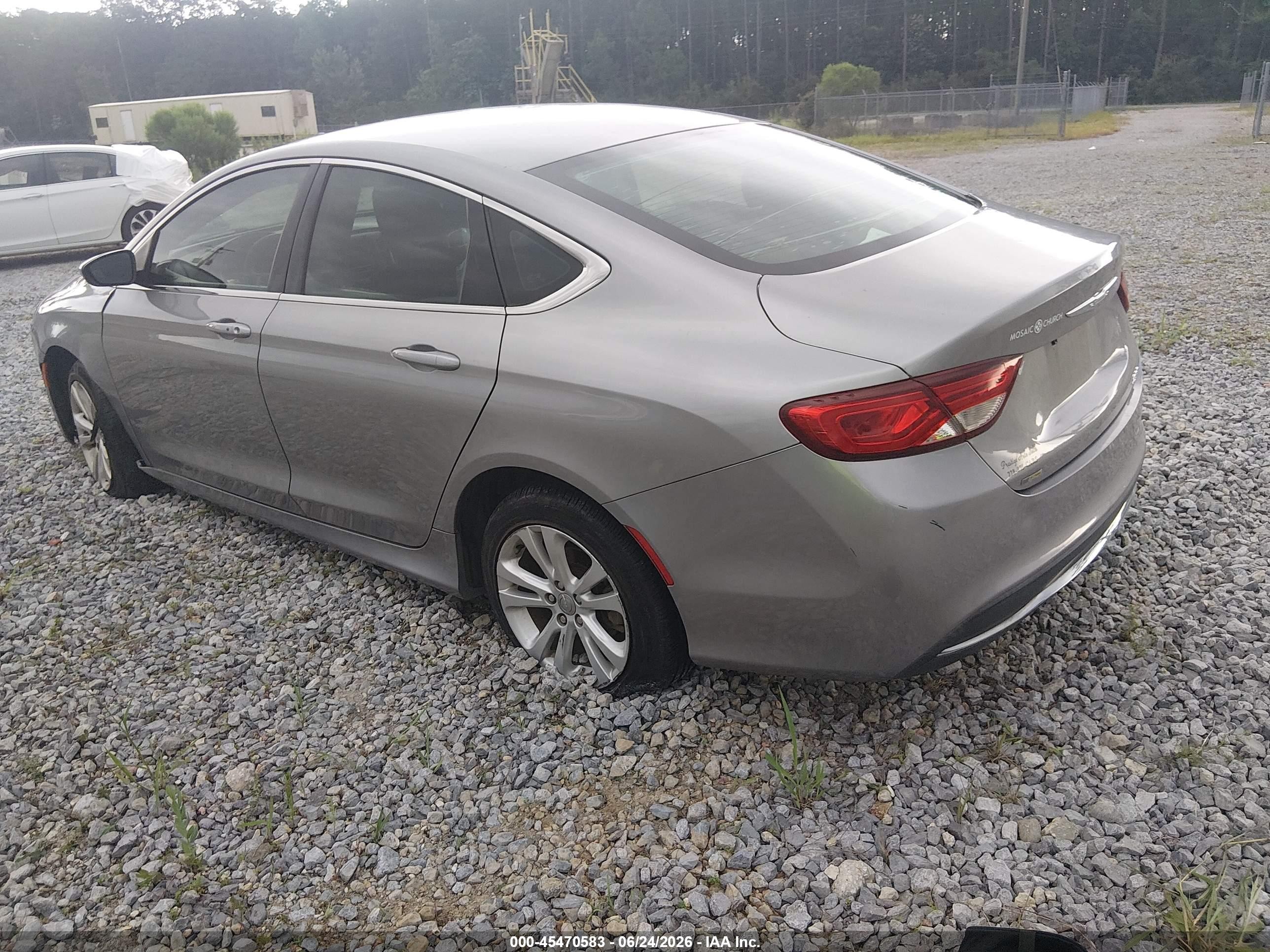 2015 Chrysler 200 Limited Silver vin: 1C3CCCAB1FN577447