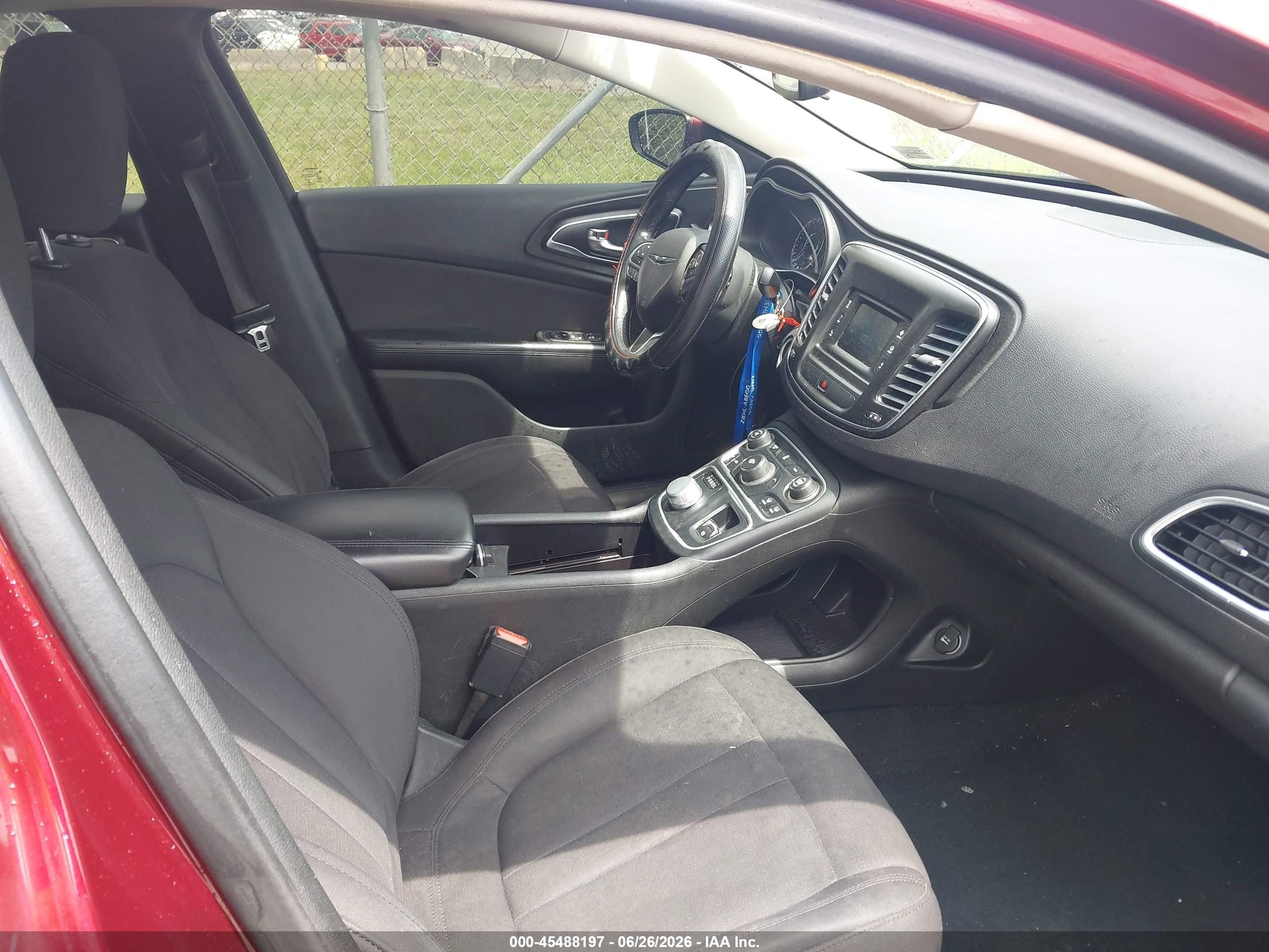 2015 Chrysler 200 Limited Коричневый vin: 1C3CCCAB1FN590621