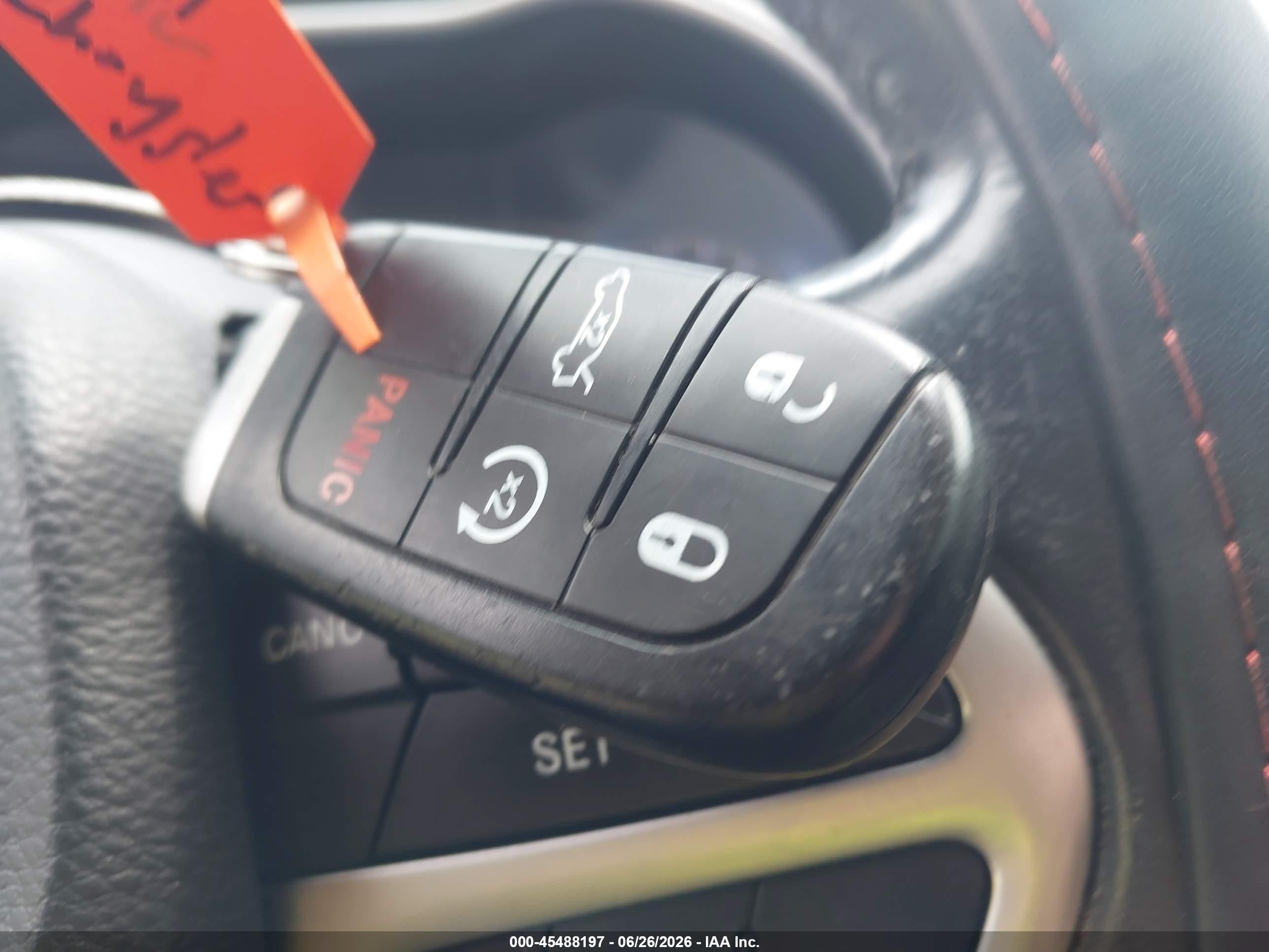 2015 Chrysler 200 Limited Коричневый vin: 1C3CCCAB1FN590621