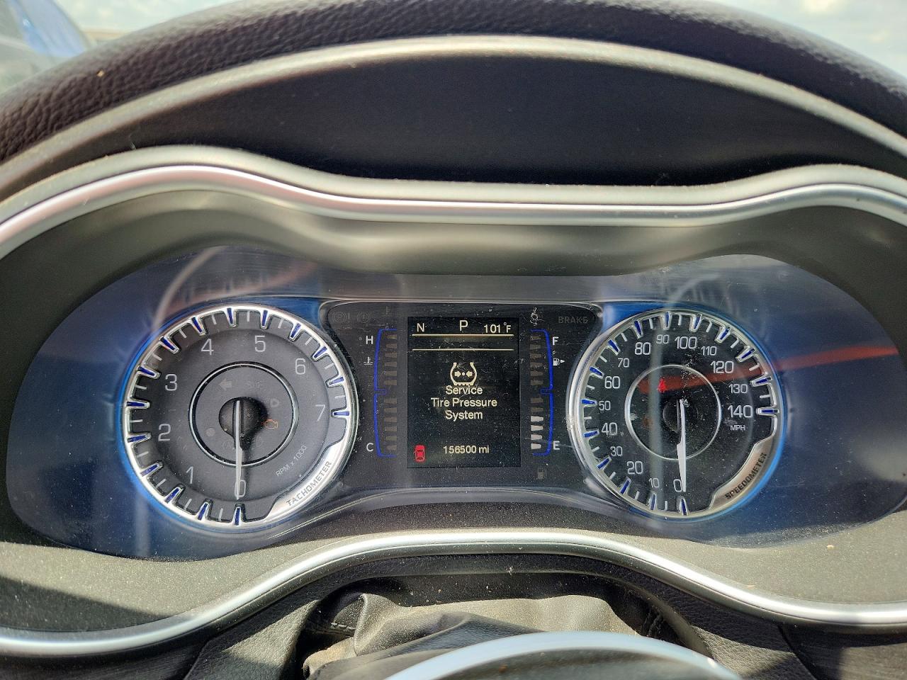 2015 Chrysler 200 Limited Серебряный vin: 1C3CCCAB1FN637484