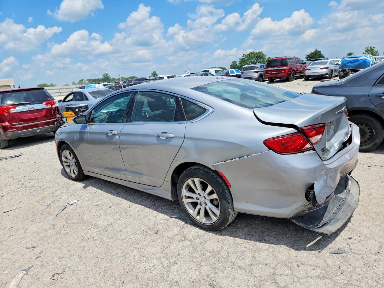 2015 Chrysler 200 Limited Серебряный vin: 1C3CCCAB1FN637484