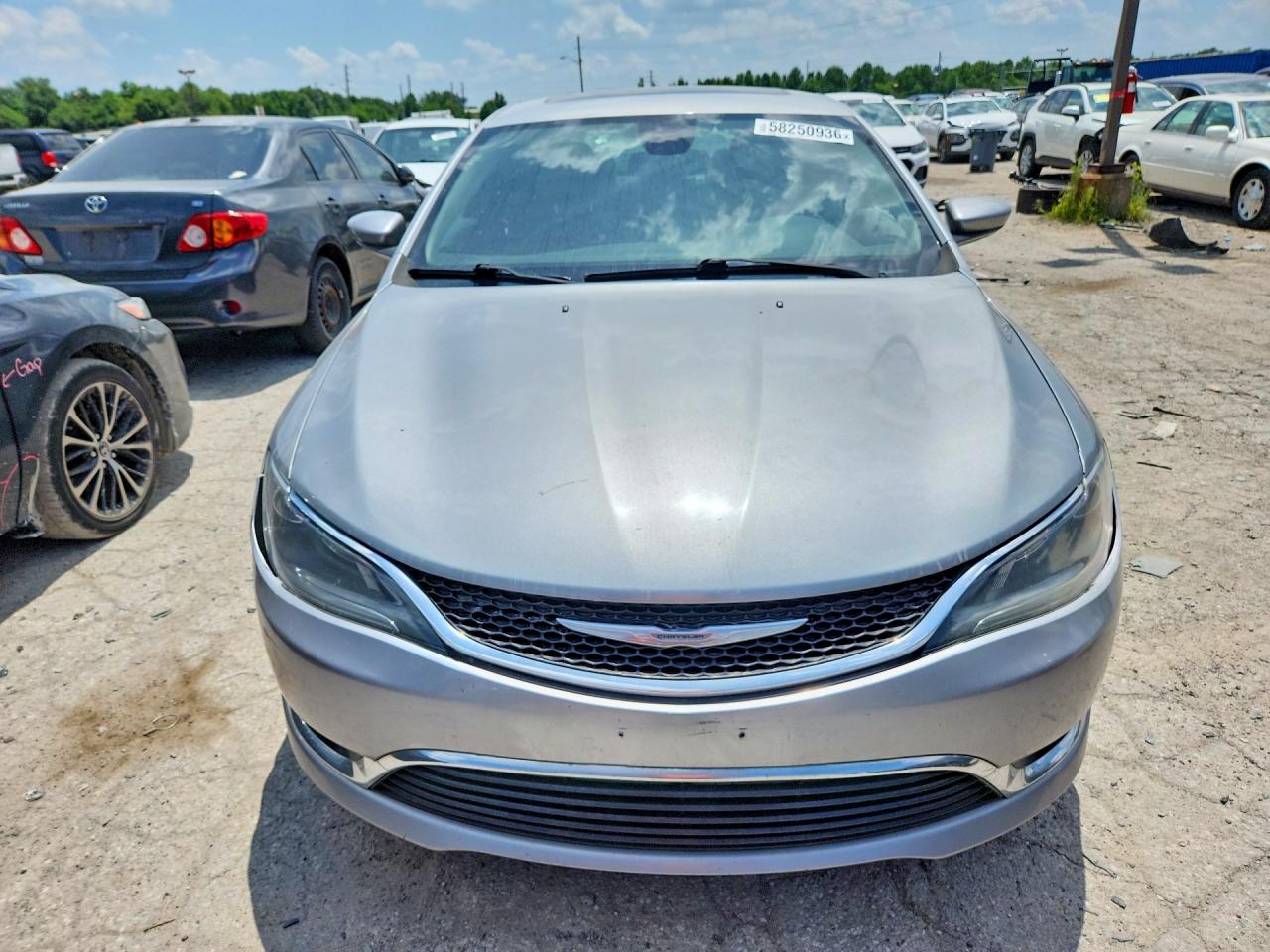 2015 Chrysler 200 Limited Серебряный vin: 1C3CCCAB1FN637484