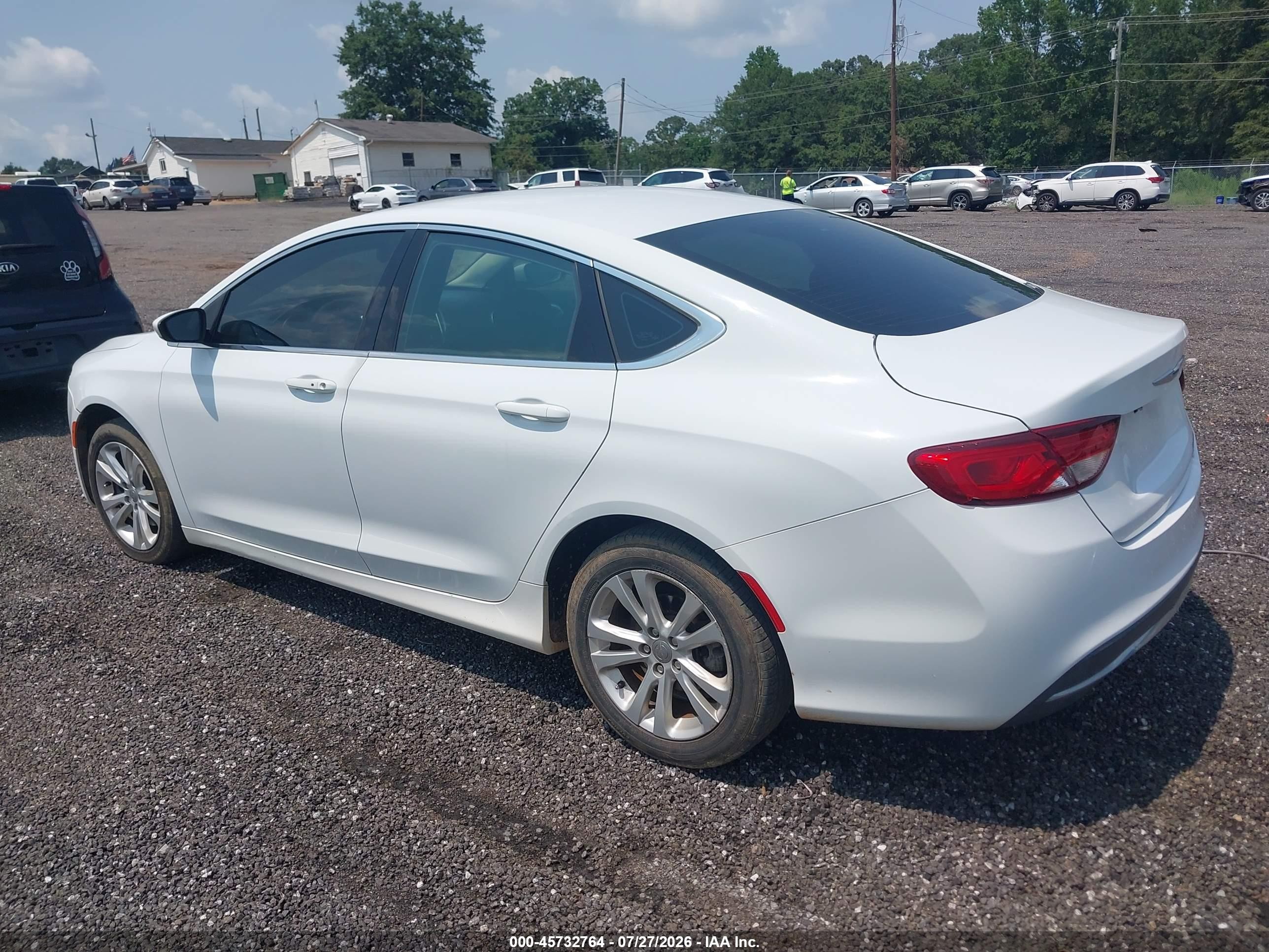 2015 Chrysler 200 Limited White vin: 1C3CCCAB1FN715522