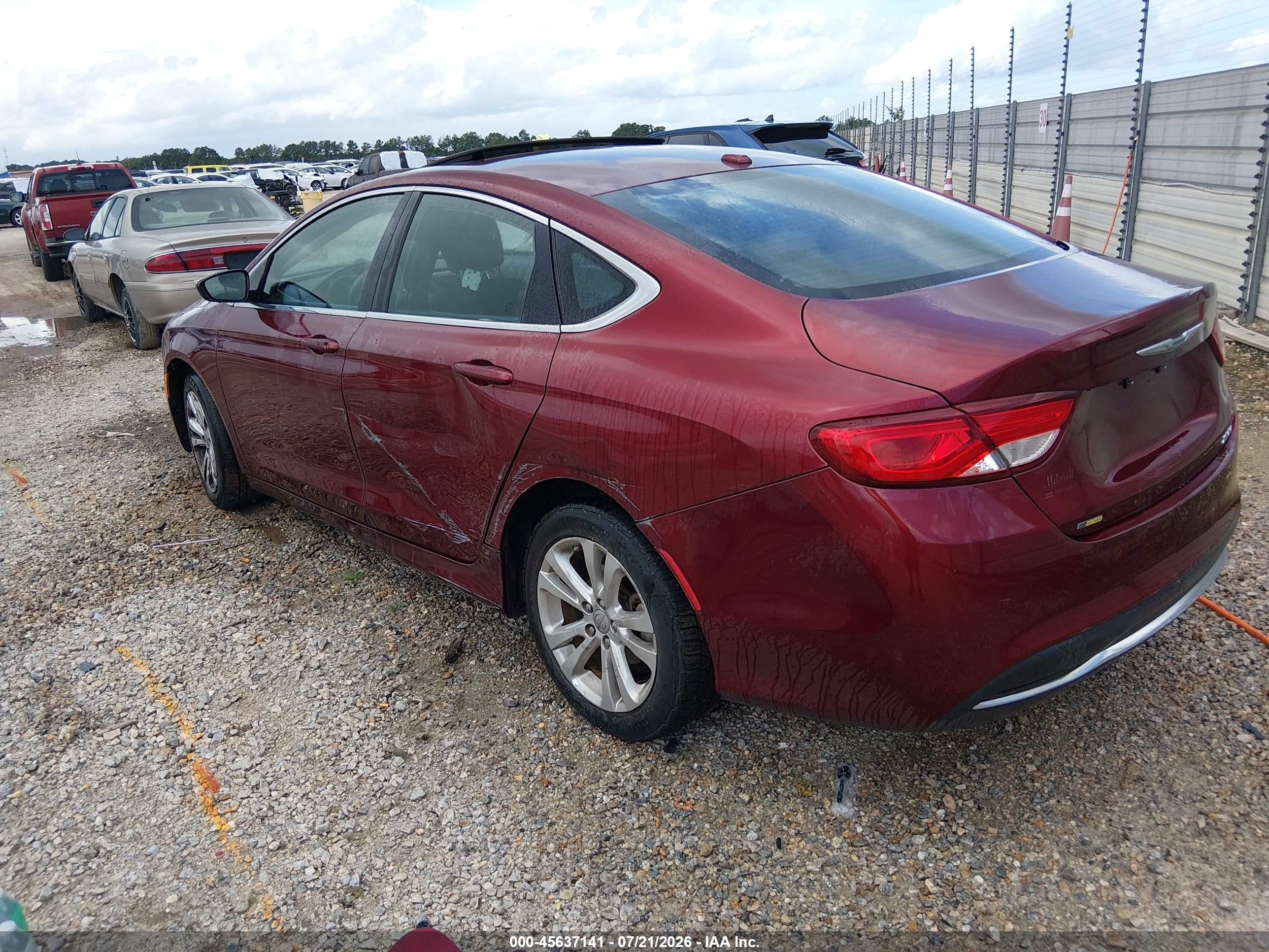2015 Chrysler 200 Limited Maroon vin: 1C3CCCAB1FN722552