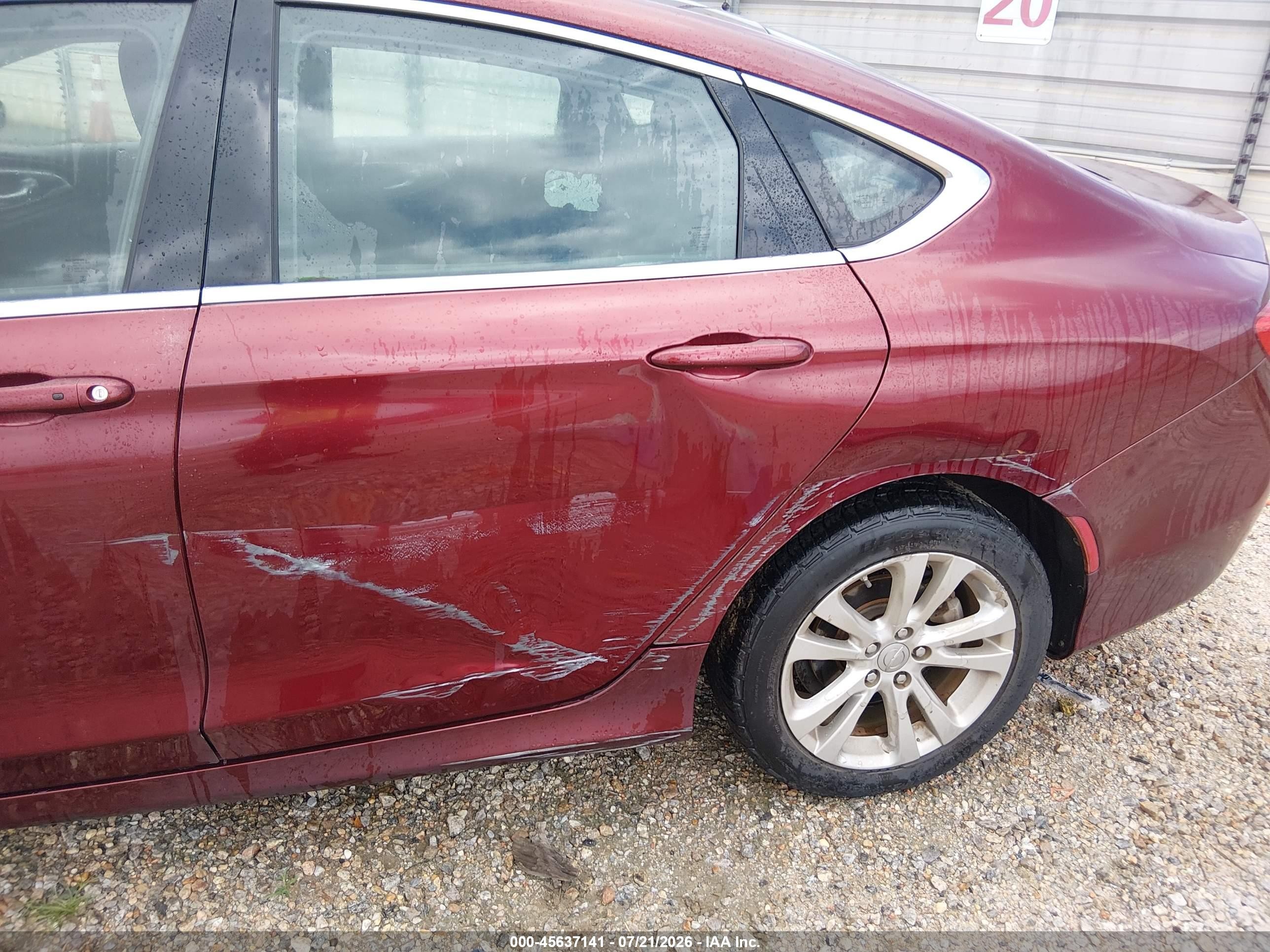 2015 Chrysler 200 Limited Maroon vin: 1C3CCCAB1FN722552