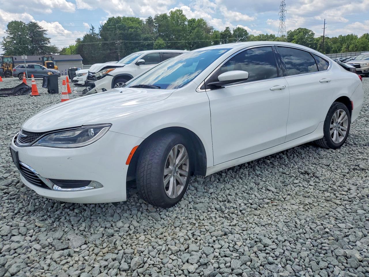 2015 Chrysler 200 Limited Белый vin: 1C3CCCAB1FN732241