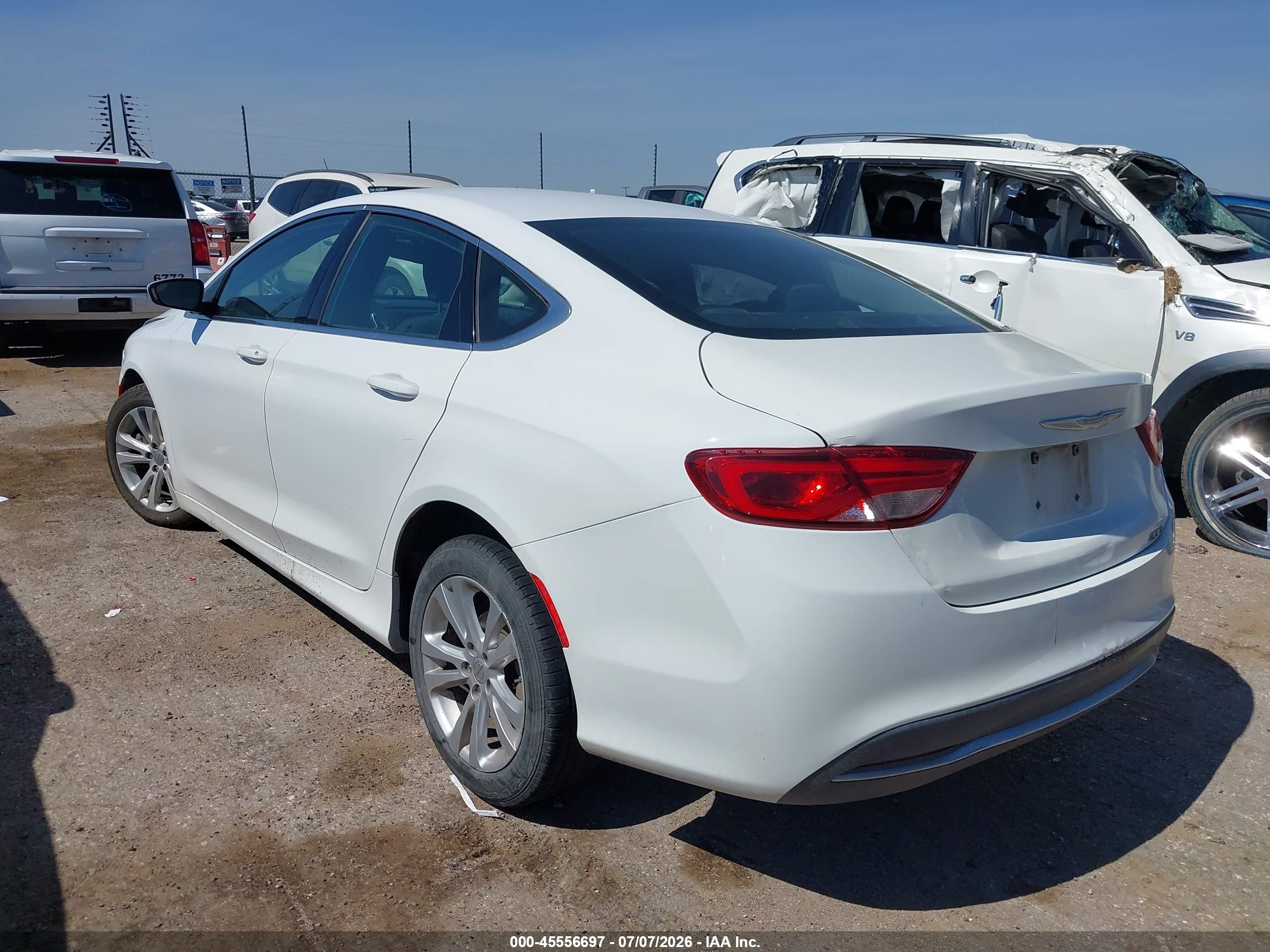 2015 Chrysler 200 Limited White vin: 1C3CCCAB1FN742350