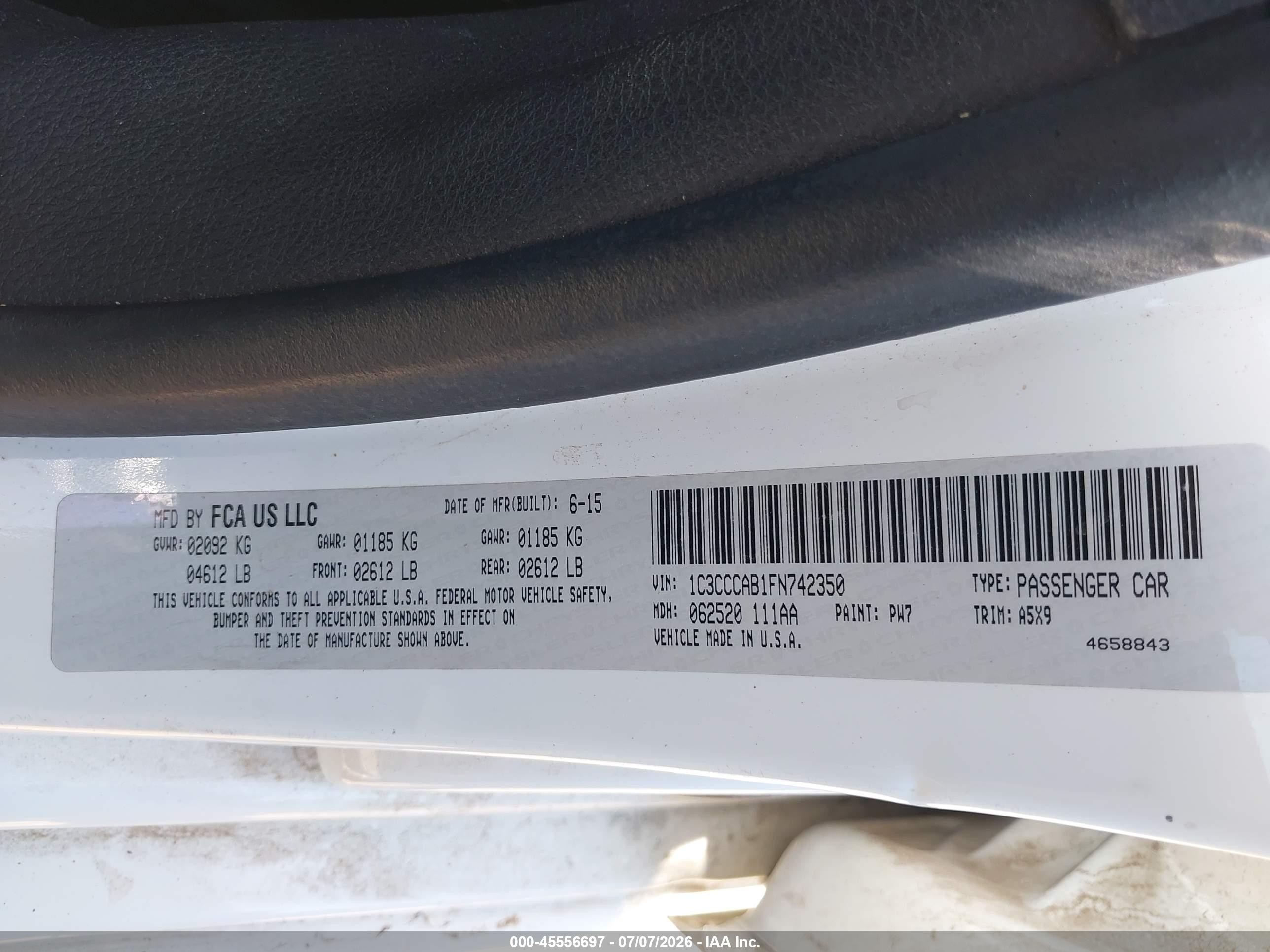 2015 Chrysler 200 Limited White vin: 1C3CCCAB1FN742350