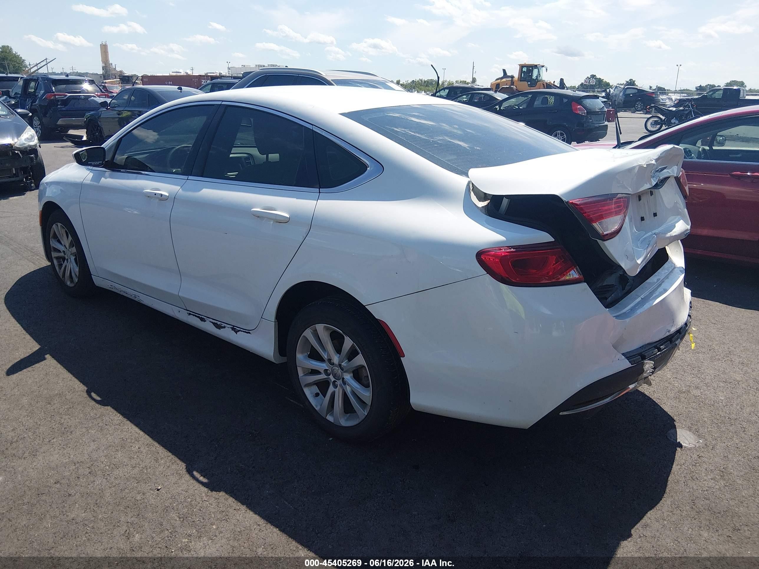 2015 Chrysler 200 Limited Белый vin: 1C3CCCAB2FN525258