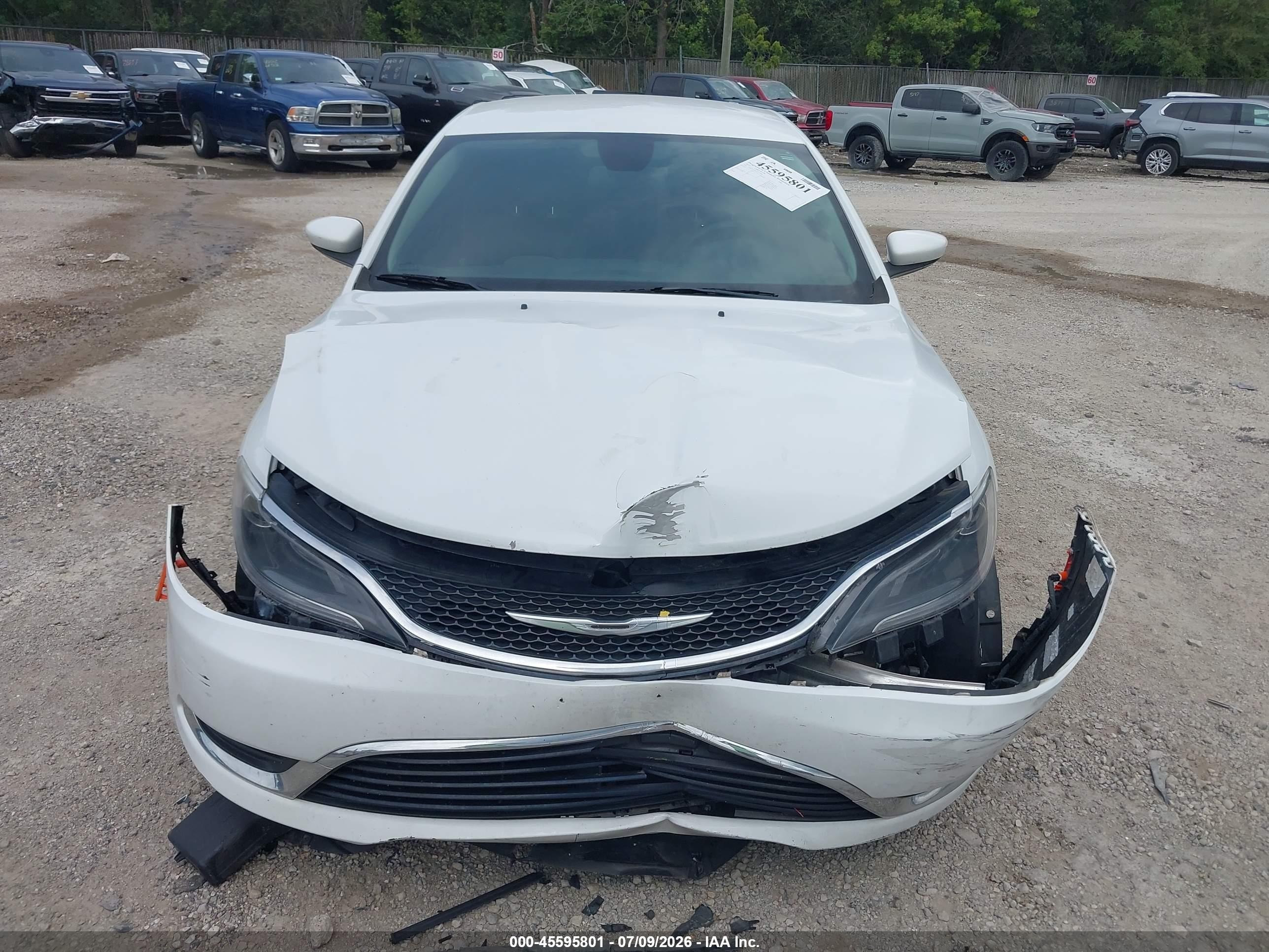 2015 Chrysler 200 Limited White vin: 1C3CCCAB2FN537085