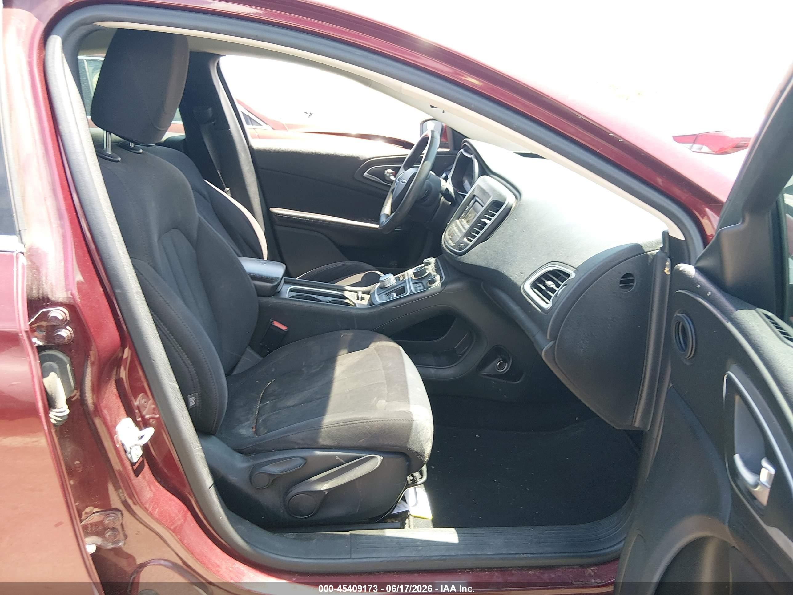 2015 Chrysler 200 Limited Maroon vin: 1C3CCCAB2FN583743