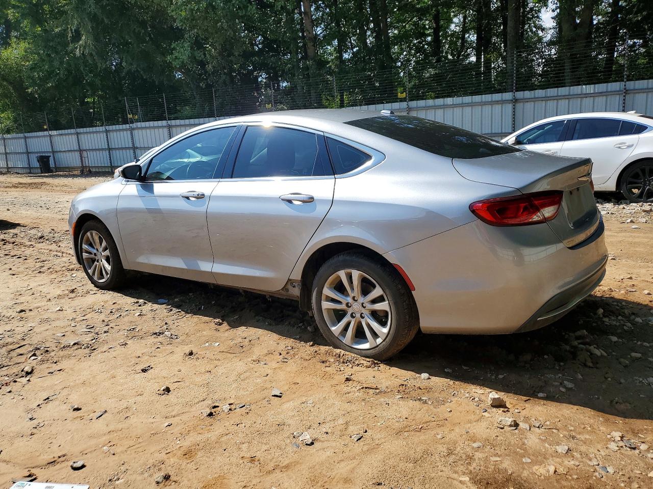 2015 Chrysler 200 Limited Silver vin: 1C3CCCAB2FN608253