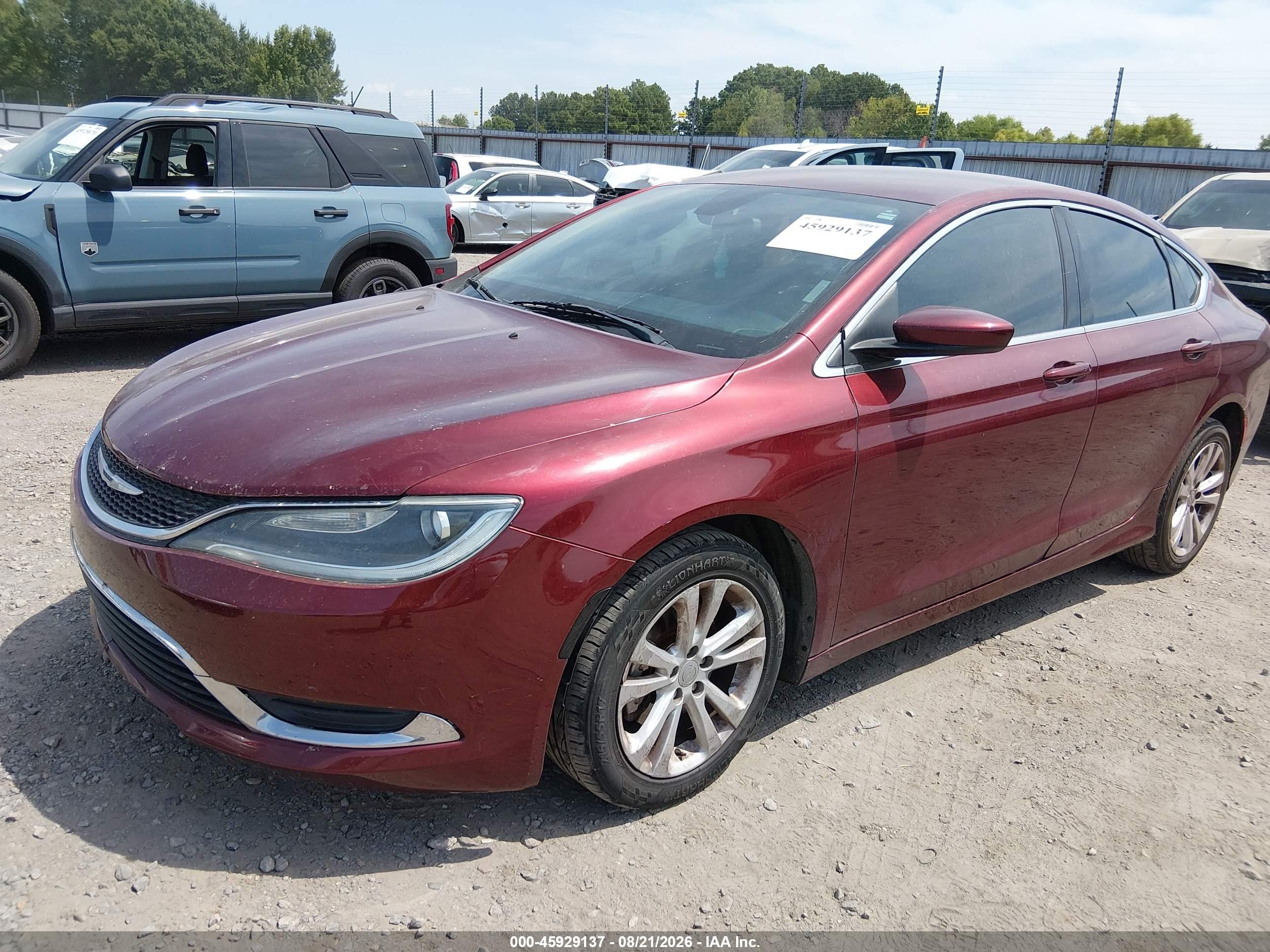 2015 Chrysler 200 Limited Бордовый vin: 1C3CCCAB2FN712418