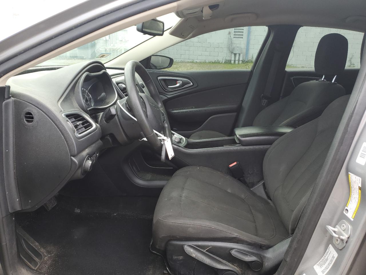 2016 Chrysler 200 Limited Silver vin: 1C3CCCAB2GN140607