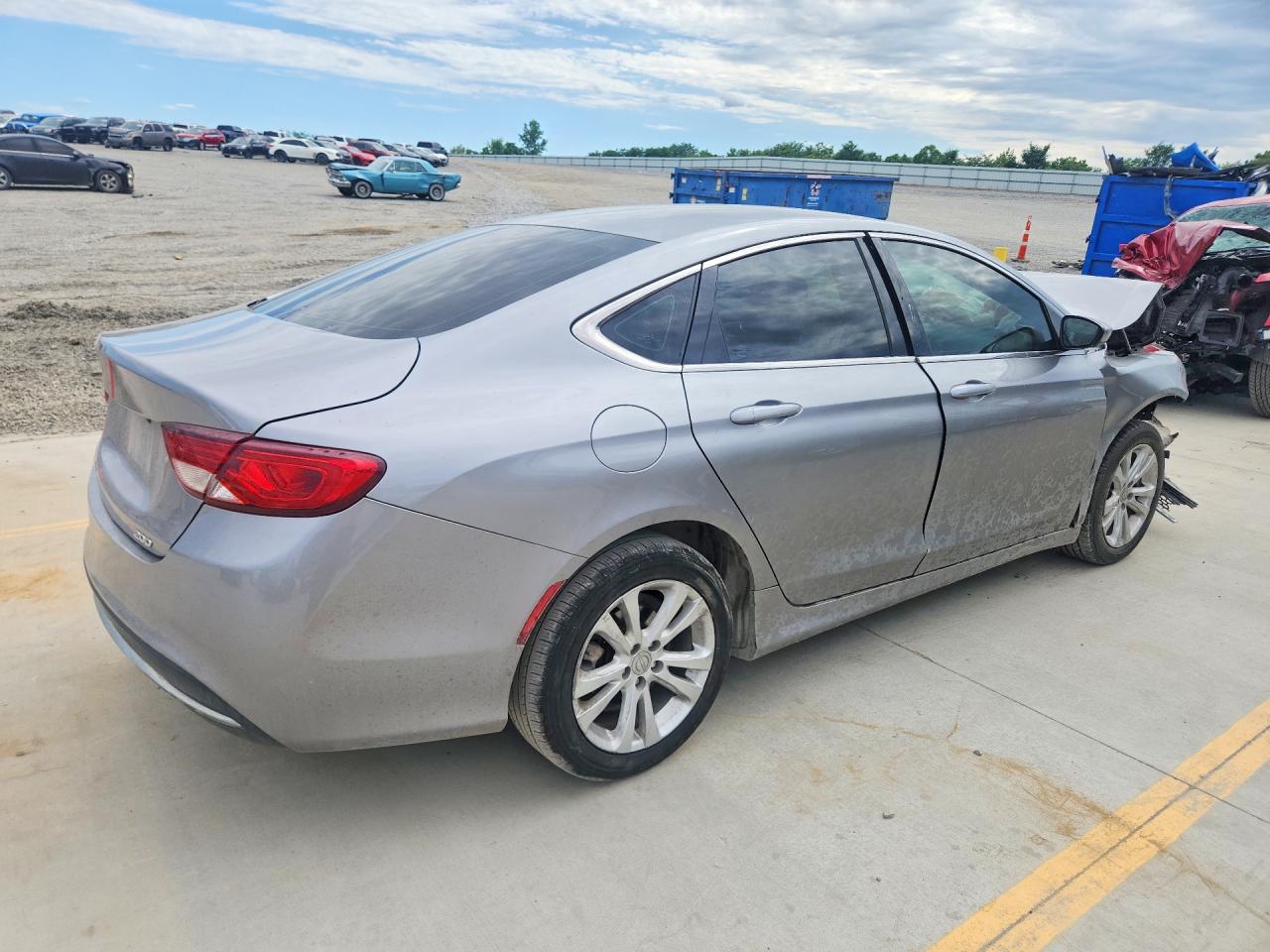 2016 Chrysler 200 Limited Silver vin: 1C3CCCAB2GN140607