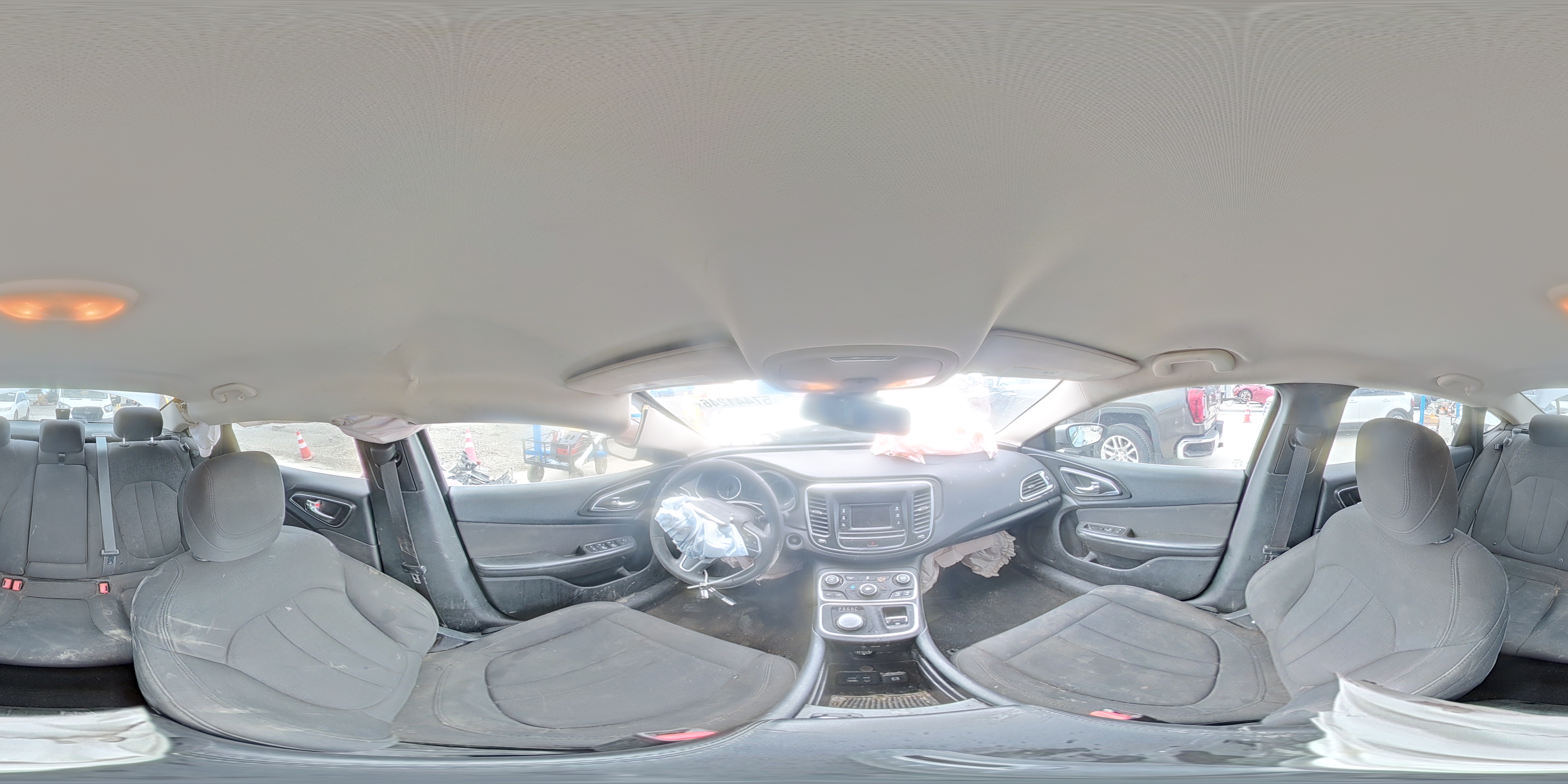 2016 Chrysler 200 Limited Silver vin: 1C3CCCAB2GN140607
