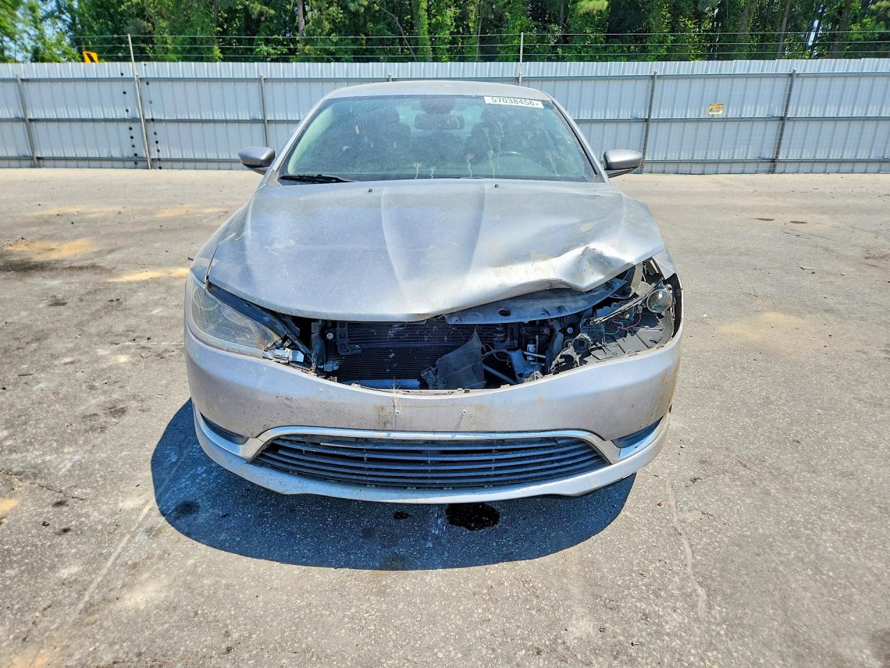 2015 Chrysler 200 Limited Silver vin: 1C3CCCAB3FN526354