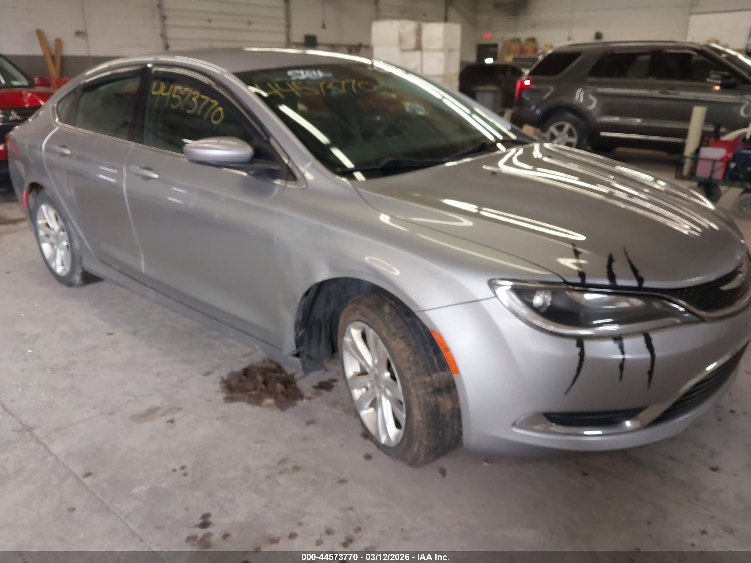 2015 Chrysler 200 Limited Silver vin: 1C3CCCAB3FN547060