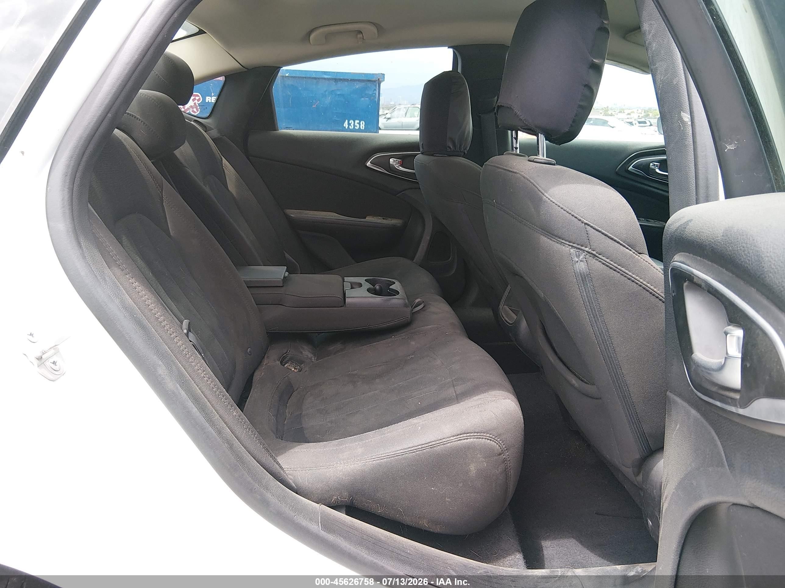 2015 Chrysler 200 Limited White vin: 1C3CCCAB3FN574887