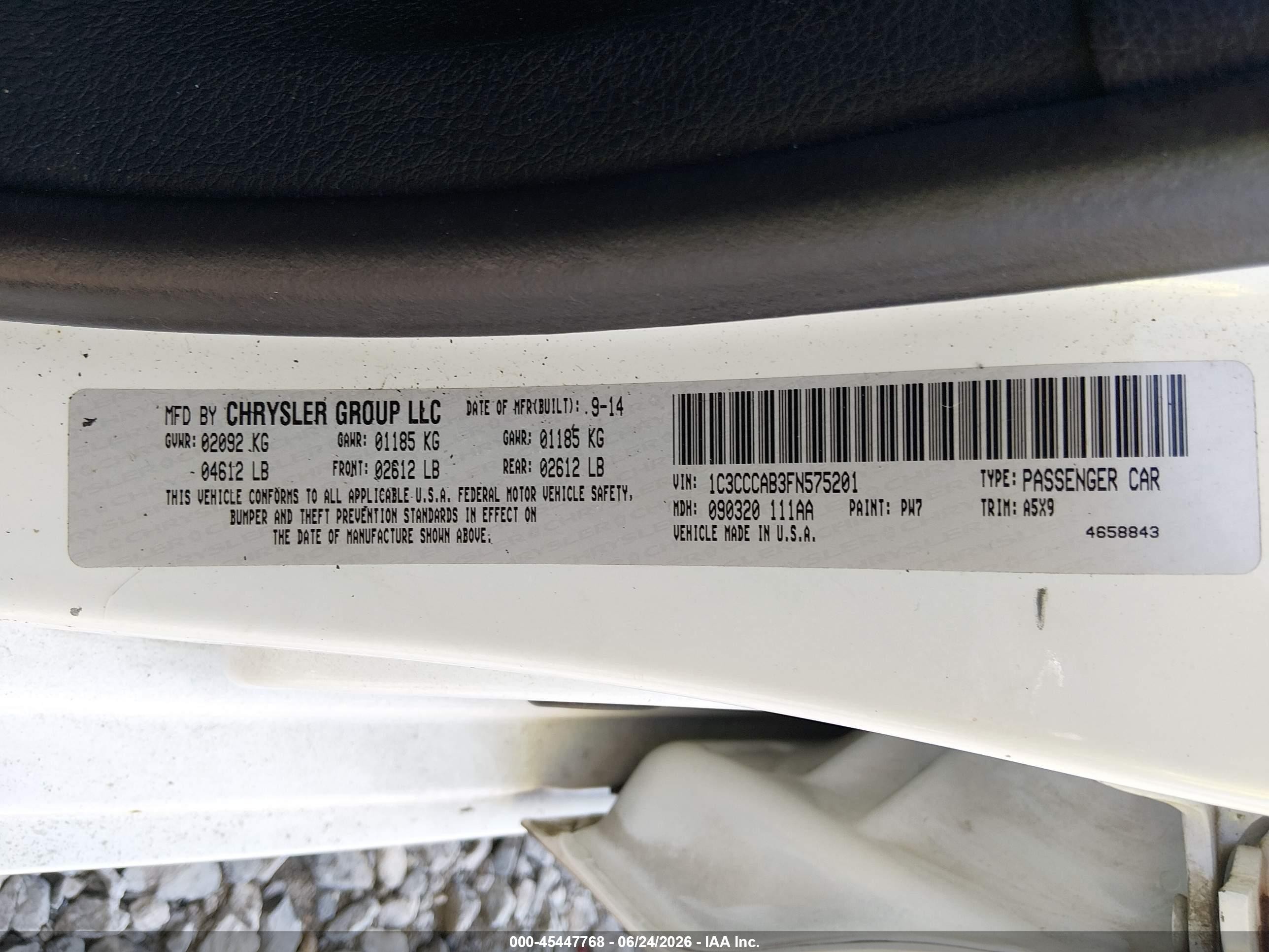 2015 Chrysler 200 Limited White vin: 1C3CCCAB3FN575201